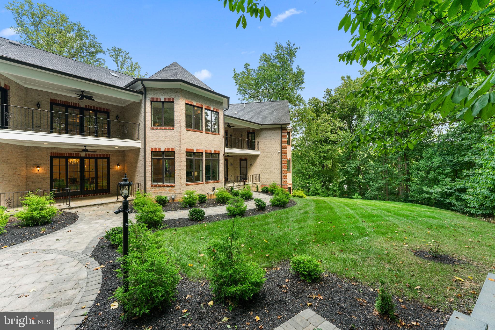 HILL VIEW ESTATES - Residential