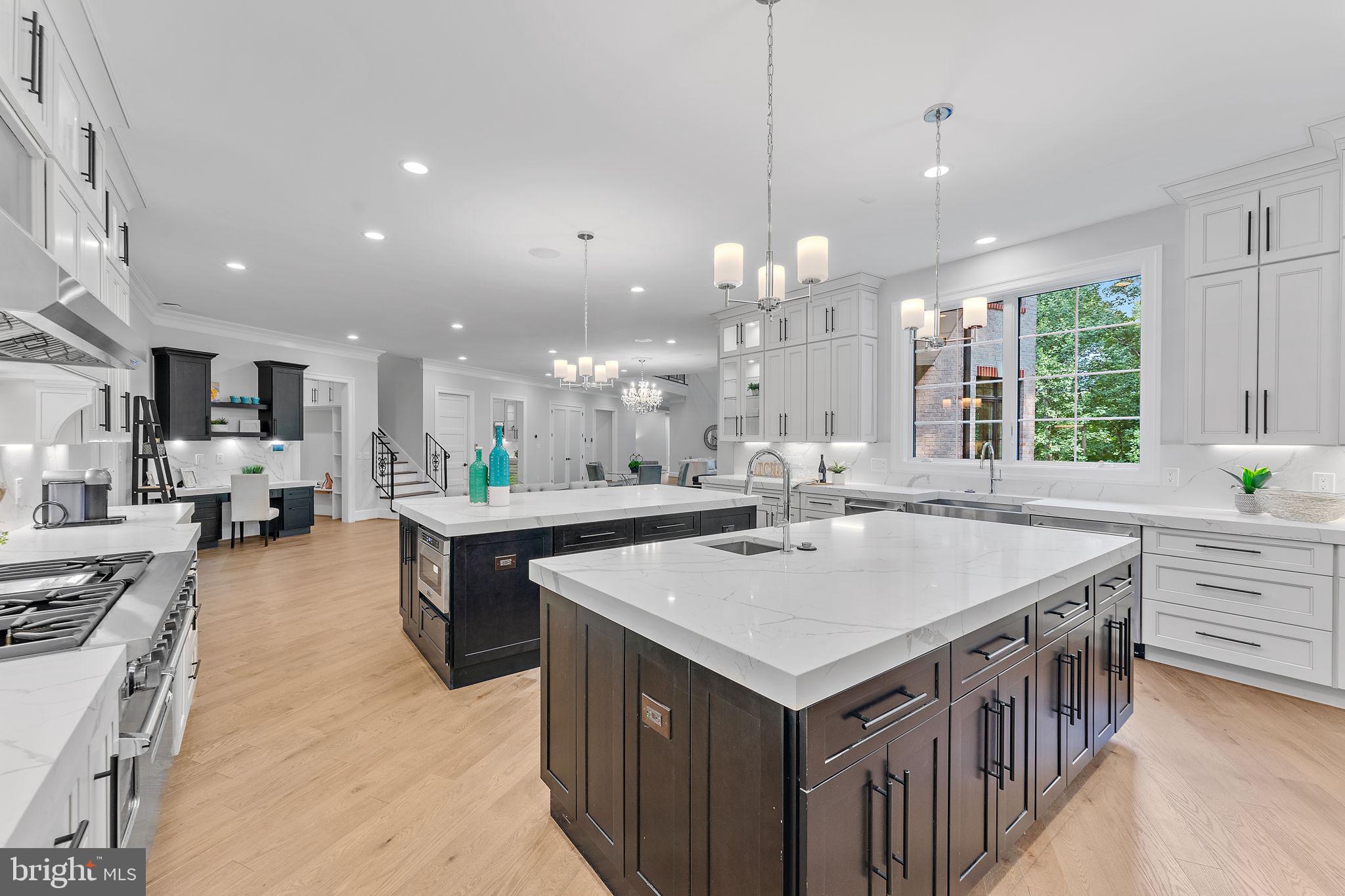 HILL VIEW ESTATES - Residential