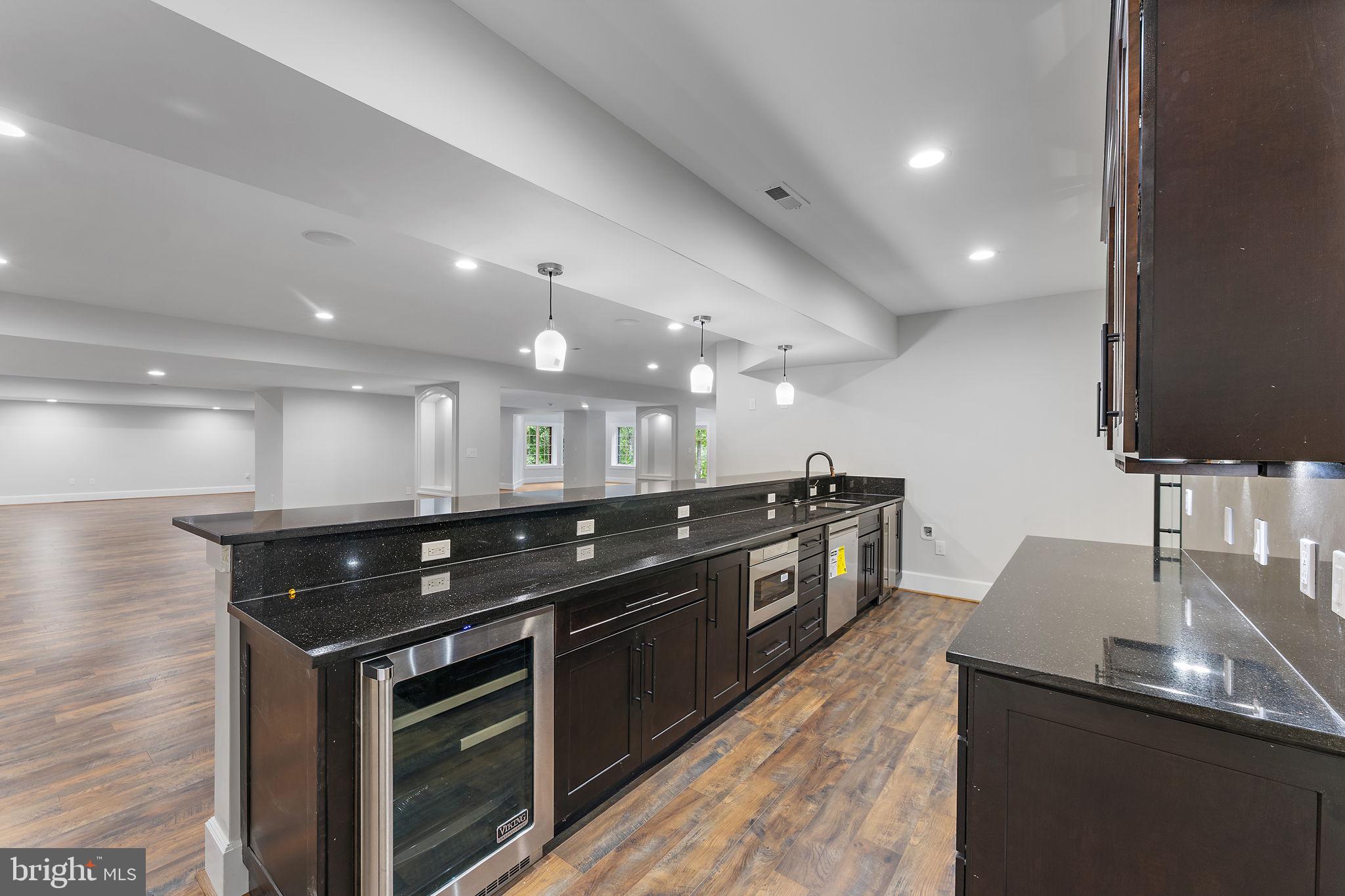 HILL VIEW ESTATES - Residential