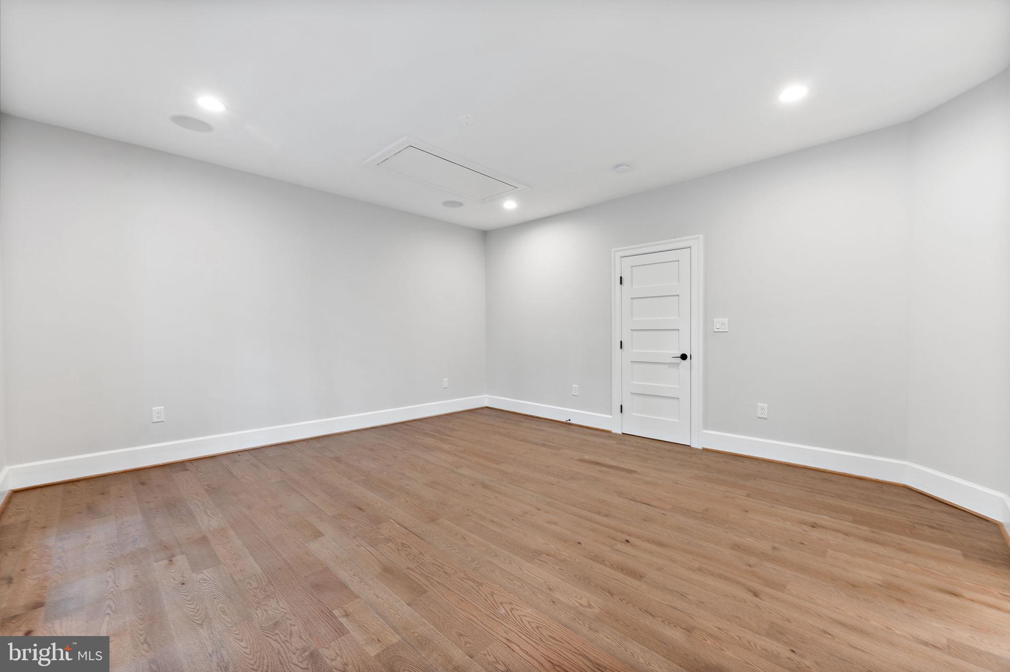 HILL VIEW ESTATES - Residential