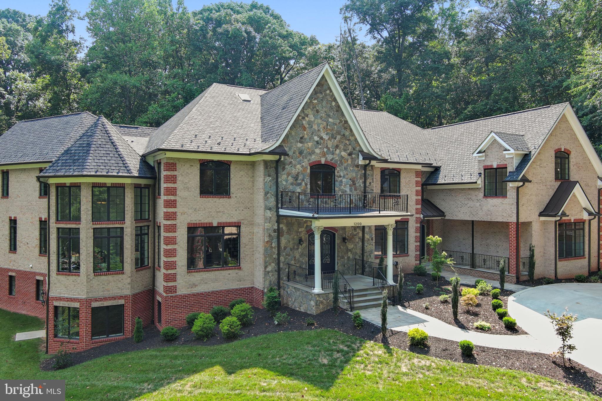 HILL VIEW ESTATES - Residential