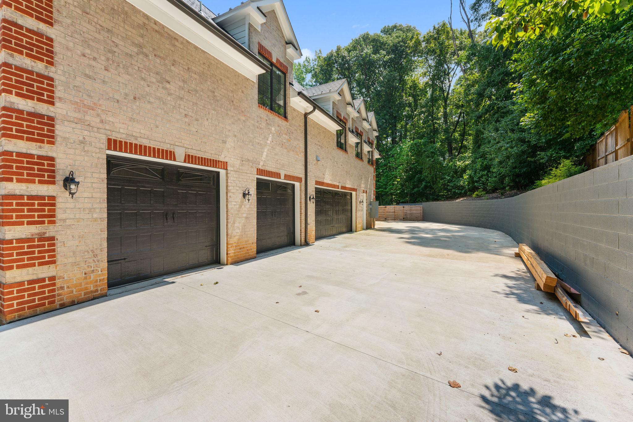 HILL VIEW ESTATES - Residential