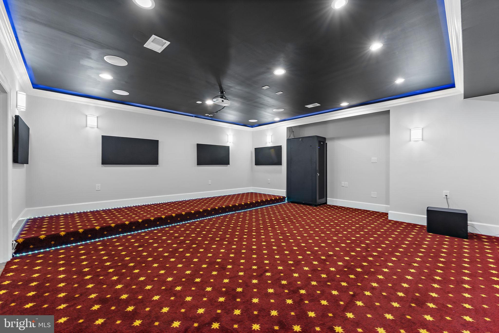 HILL VIEW ESTATES - Residential