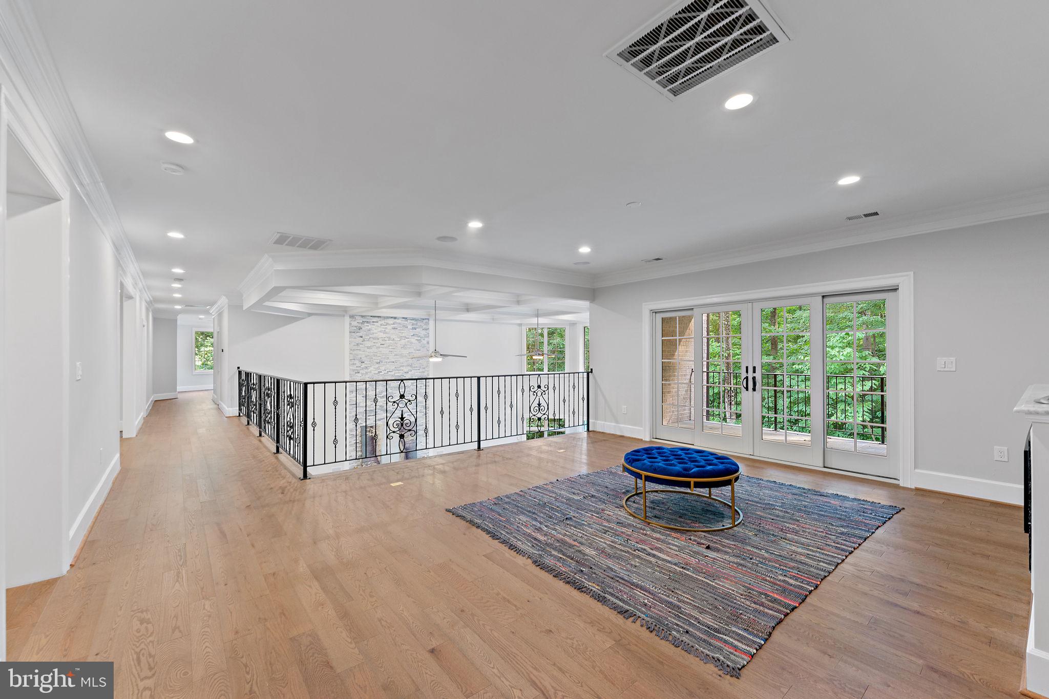 HILL VIEW ESTATES - Residential