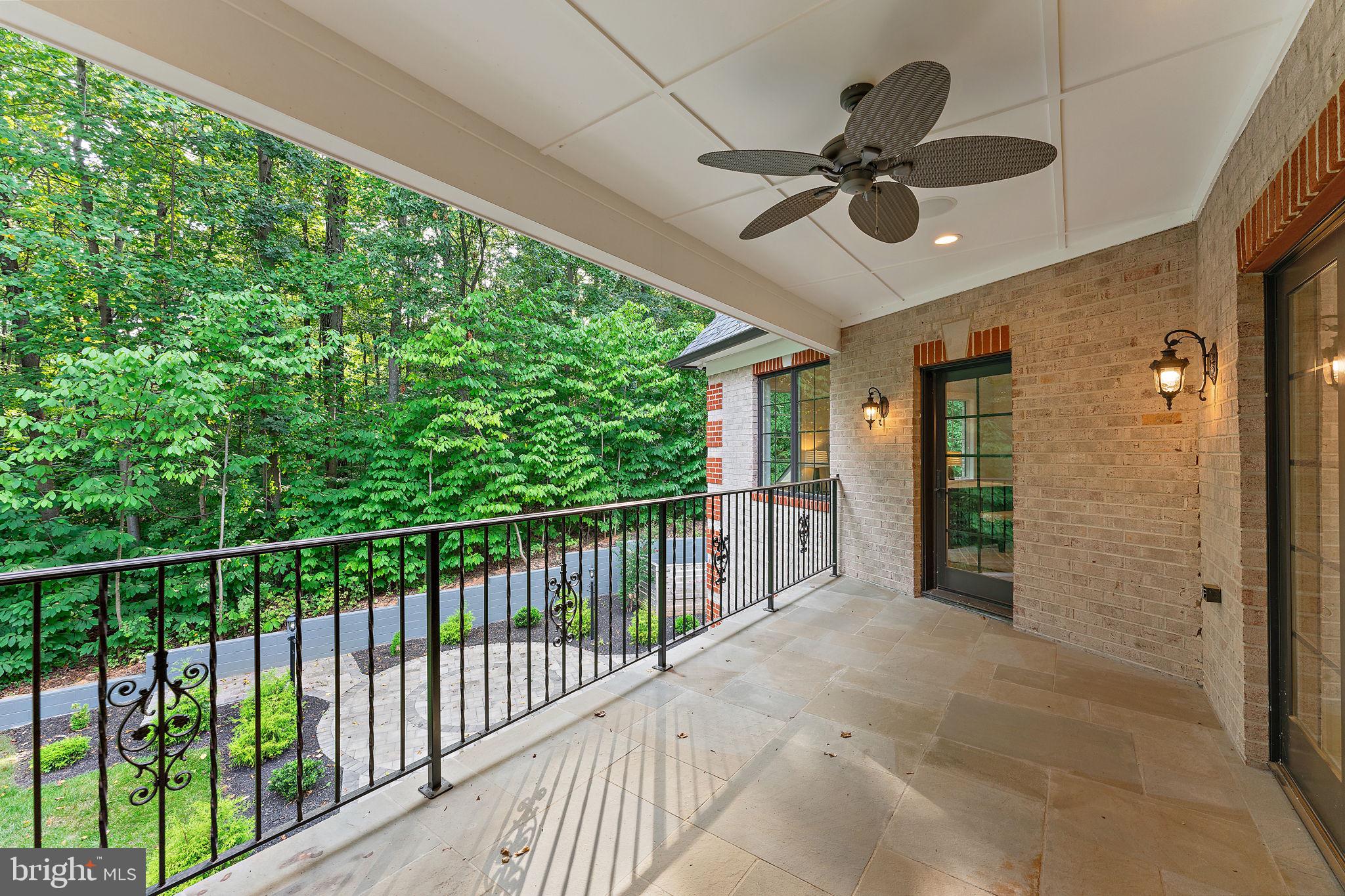 HILL VIEW ESTATES - Residential