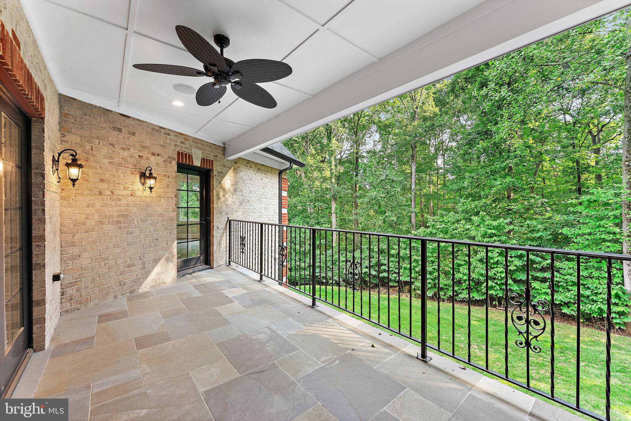 HILL VIEW ESTATES - Residential