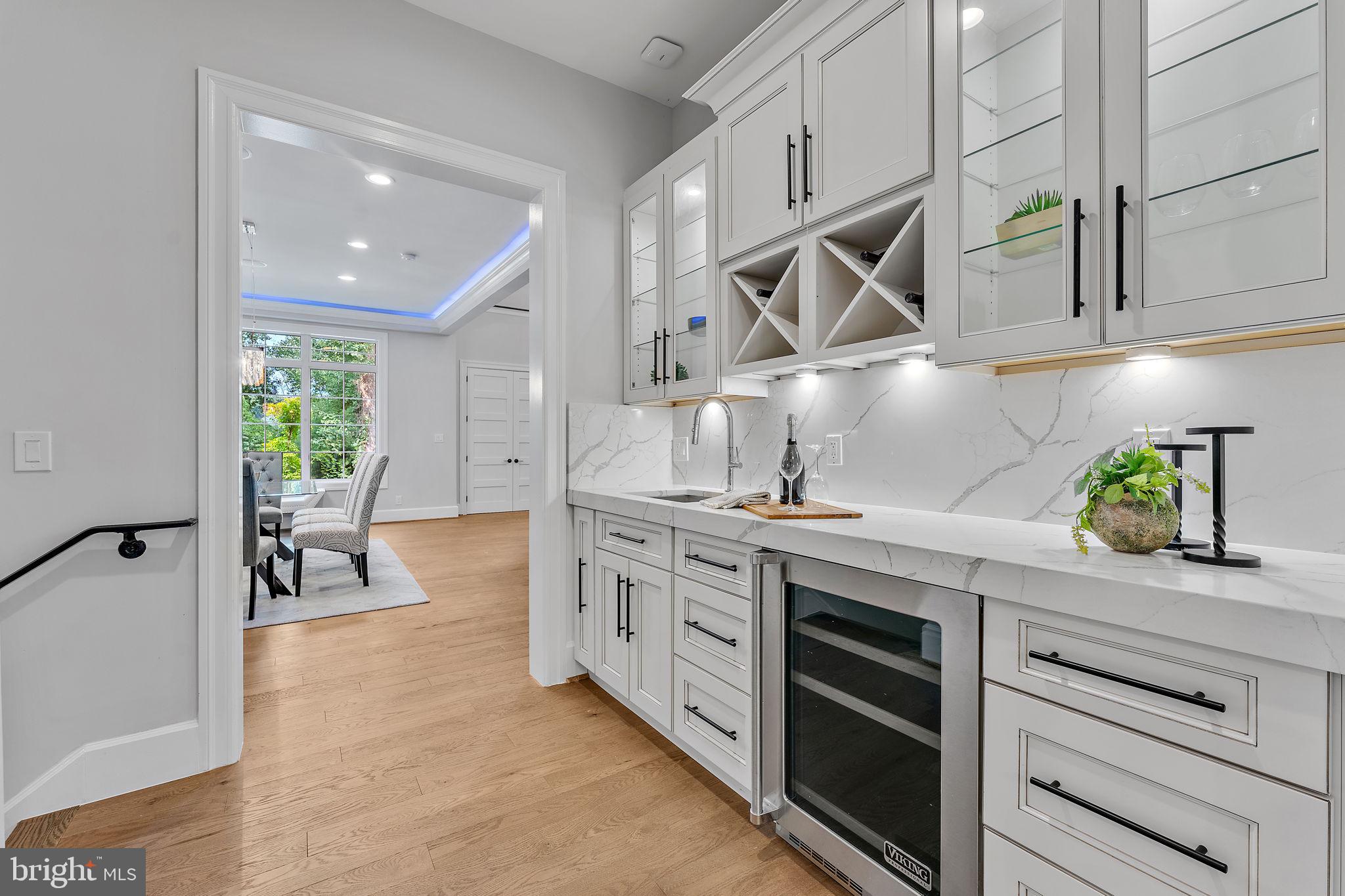 HILL VIEW ESTATES - Residential