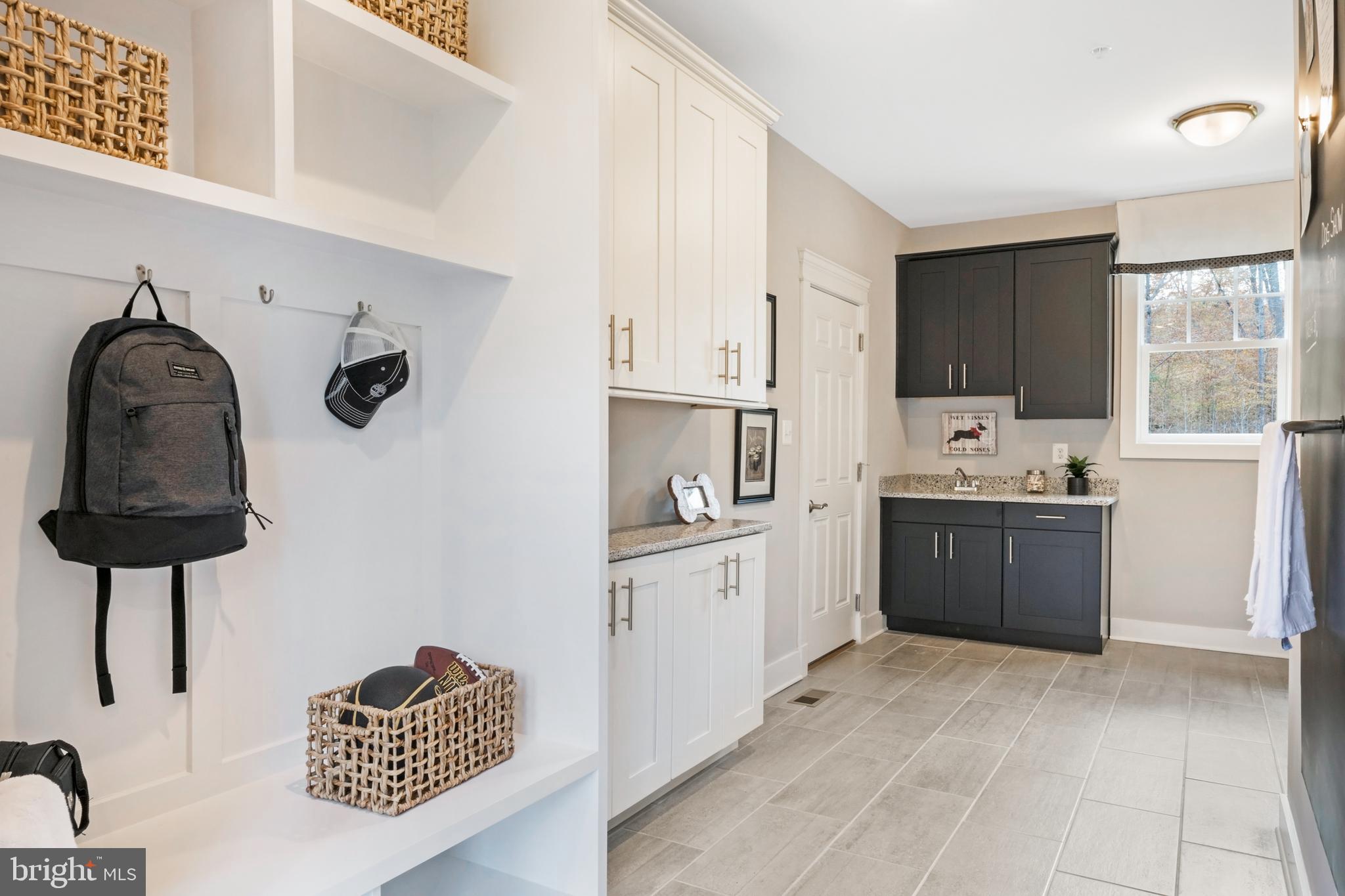 CROSS CREEK COMPASS POINTE - Residential