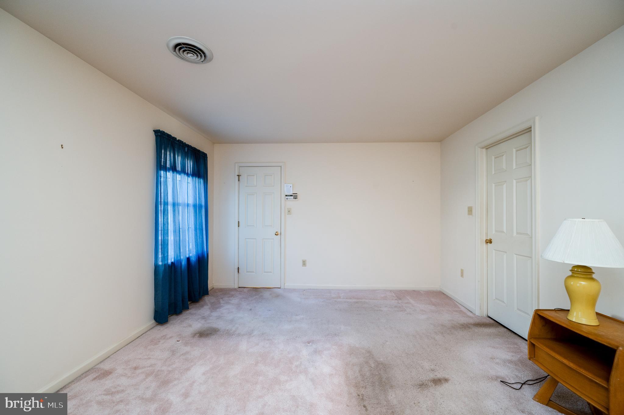 STONE HILL FARMS - Residential