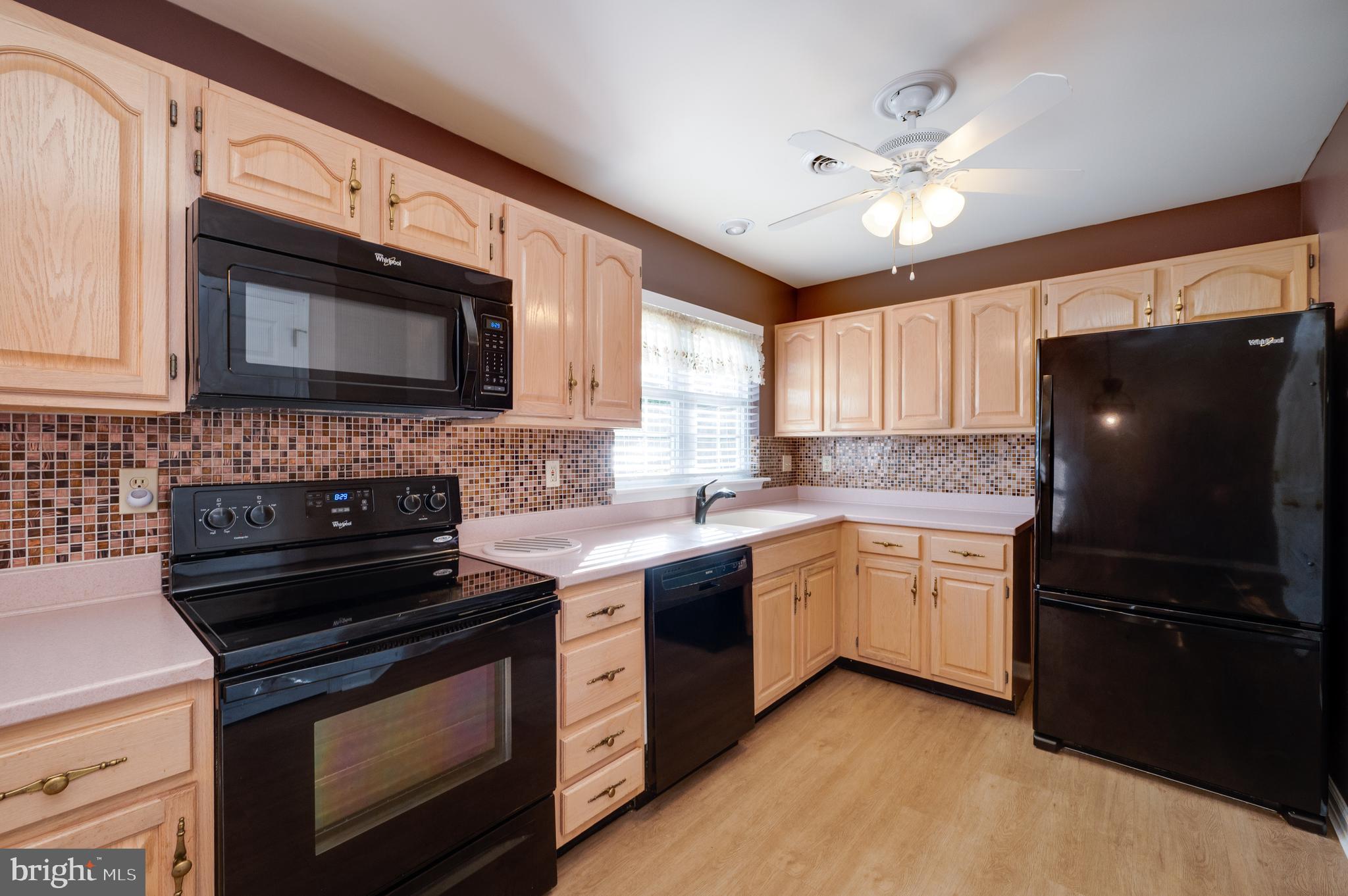 STONE HILL FARMS - Residential