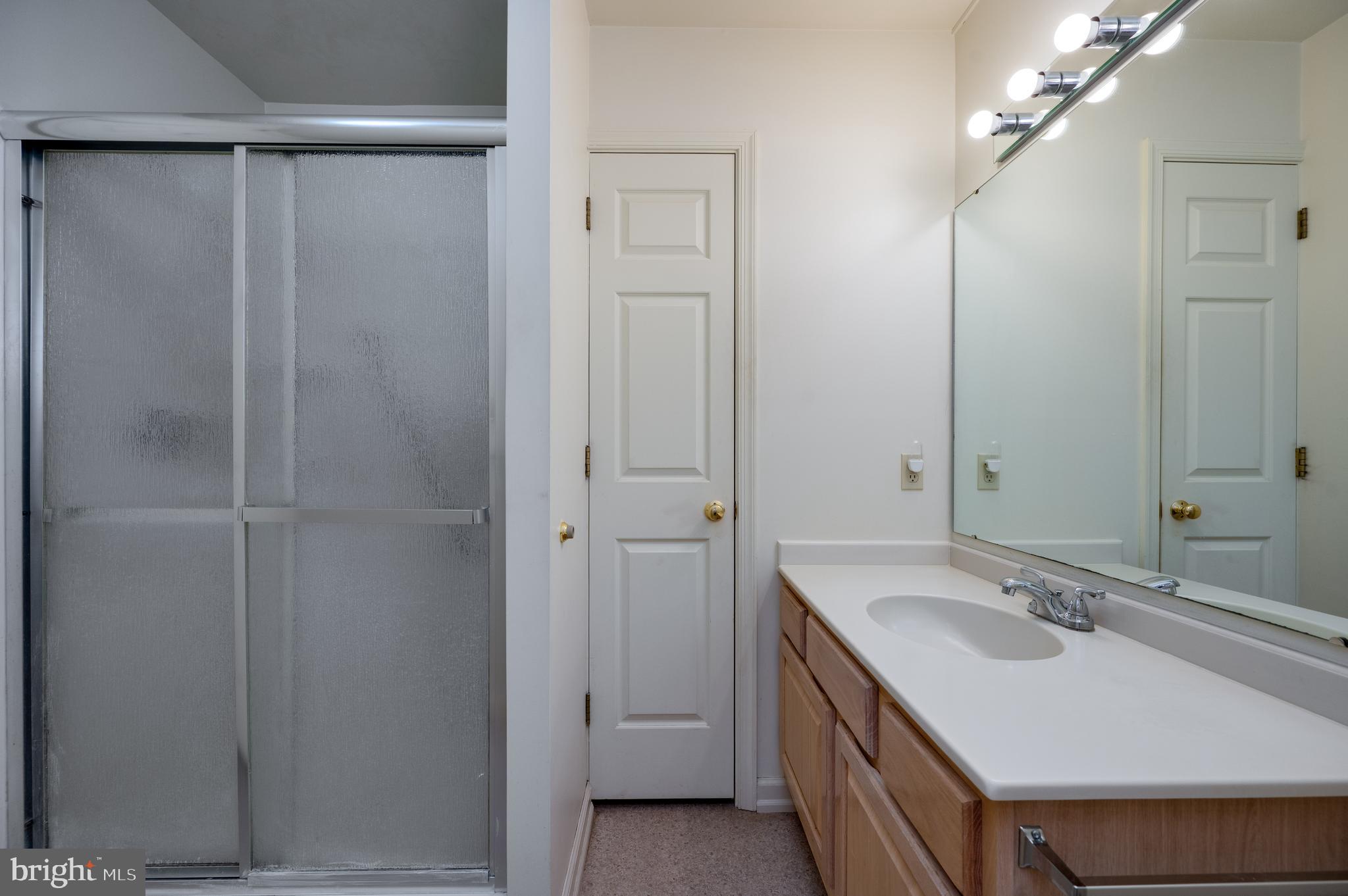 STONE HILL FARMS - Residential