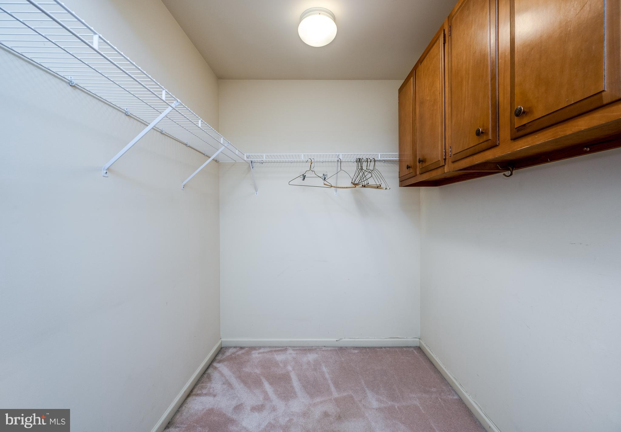 STONE HILL FARMS - Residential