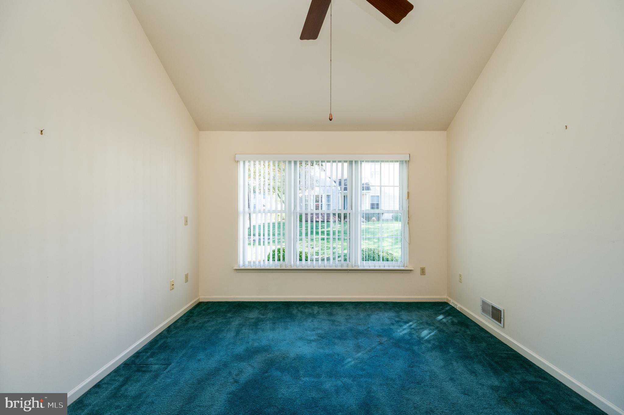 STONE HILL FARMS - Residential