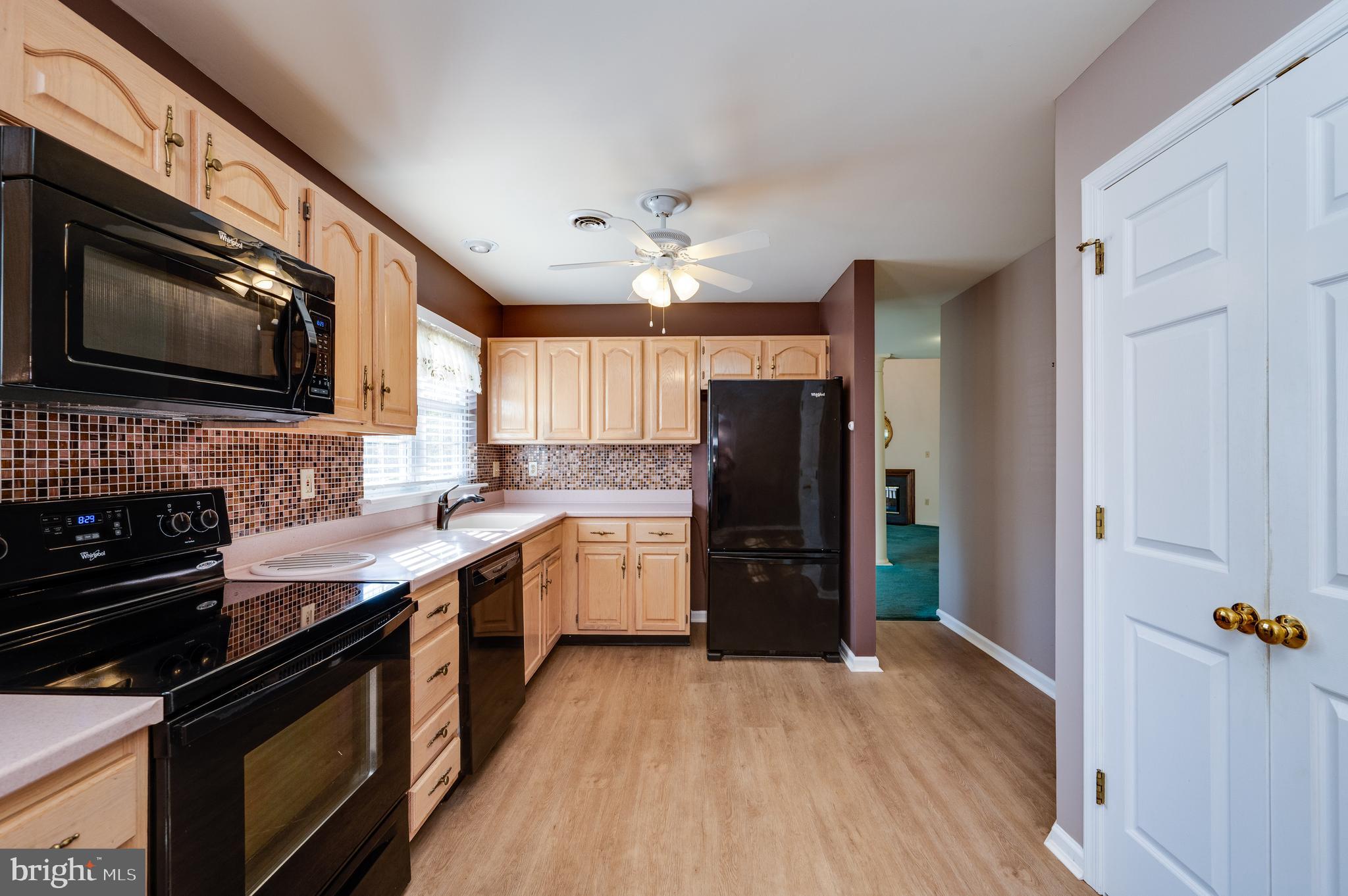 STONE HILL FARMS - Residential