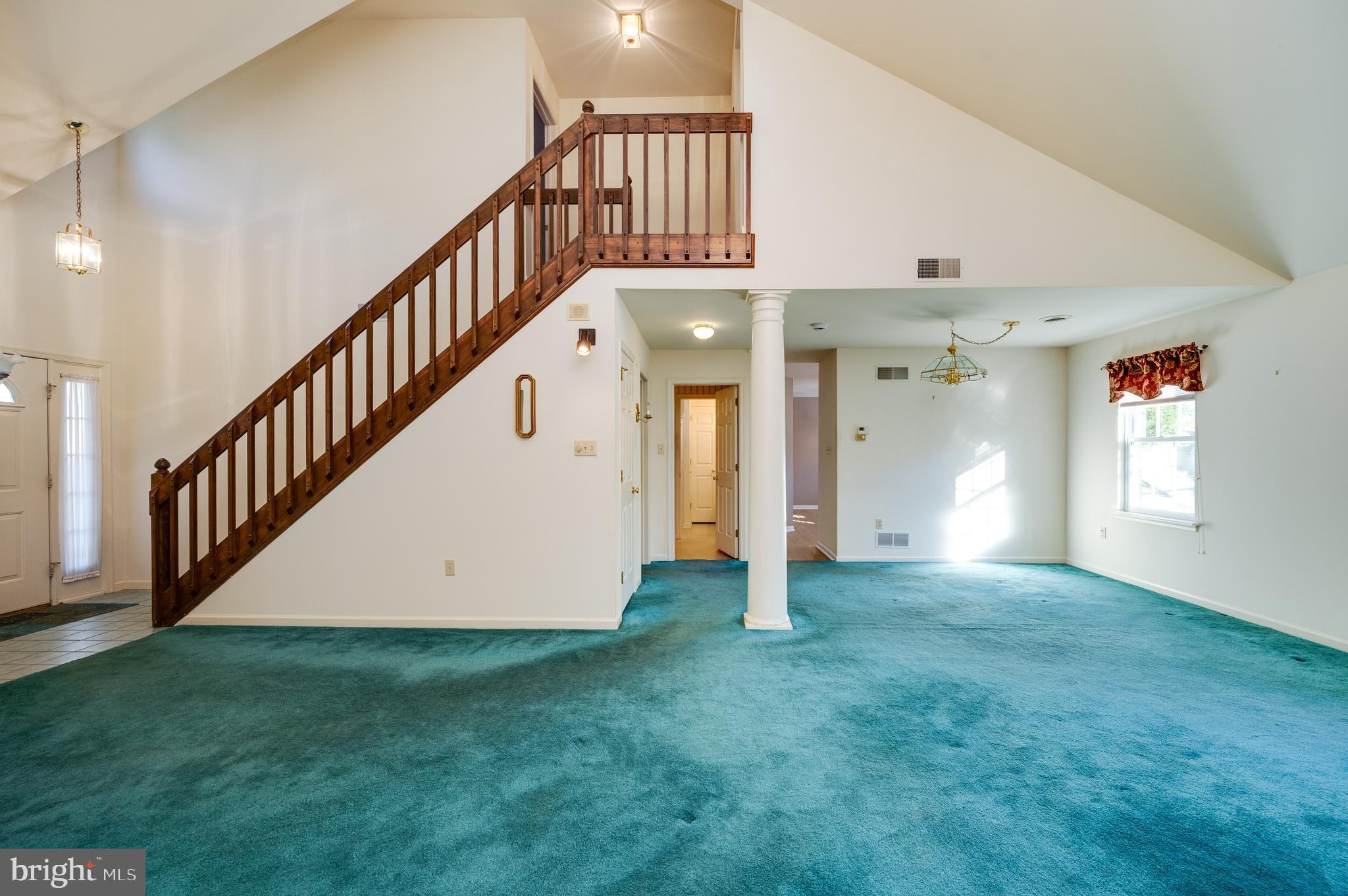 STONE HILL FARMS - Residential