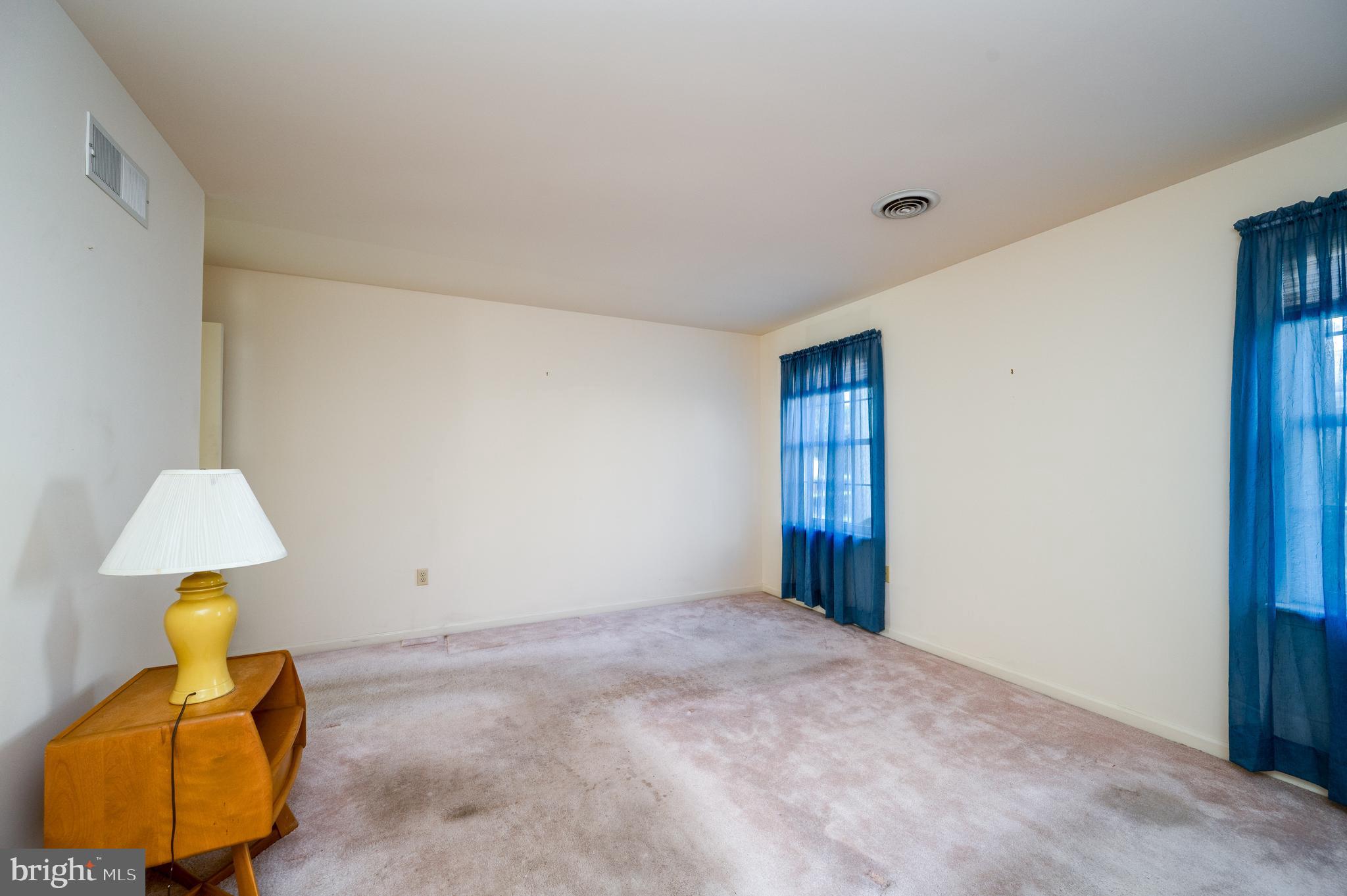 STONE HILL FARMS - Residential