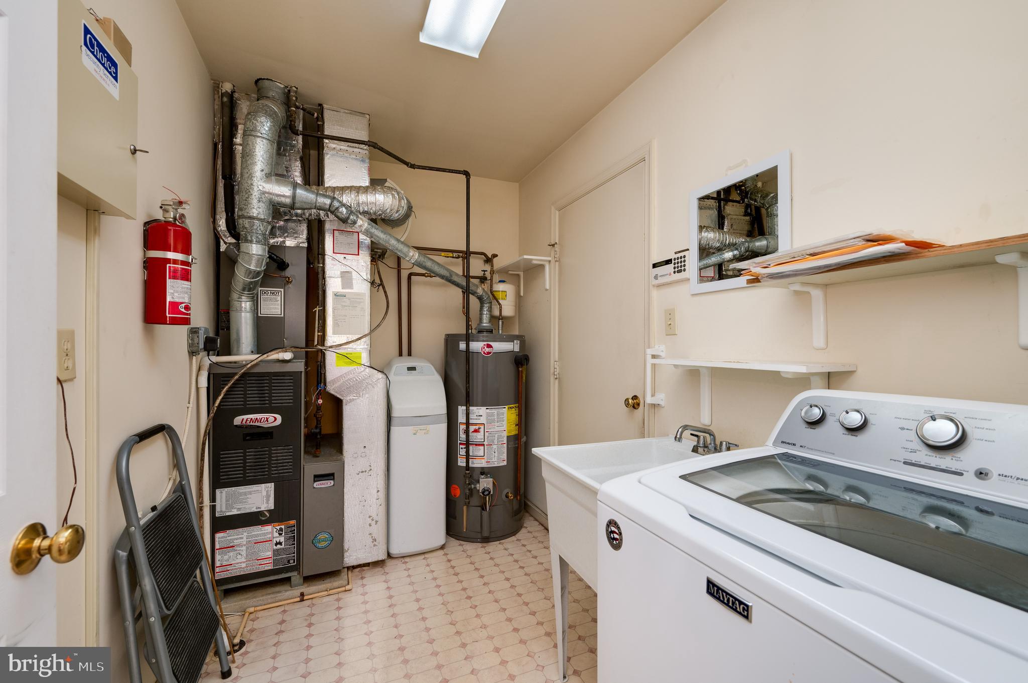 STONE HILL FARMS - Residential