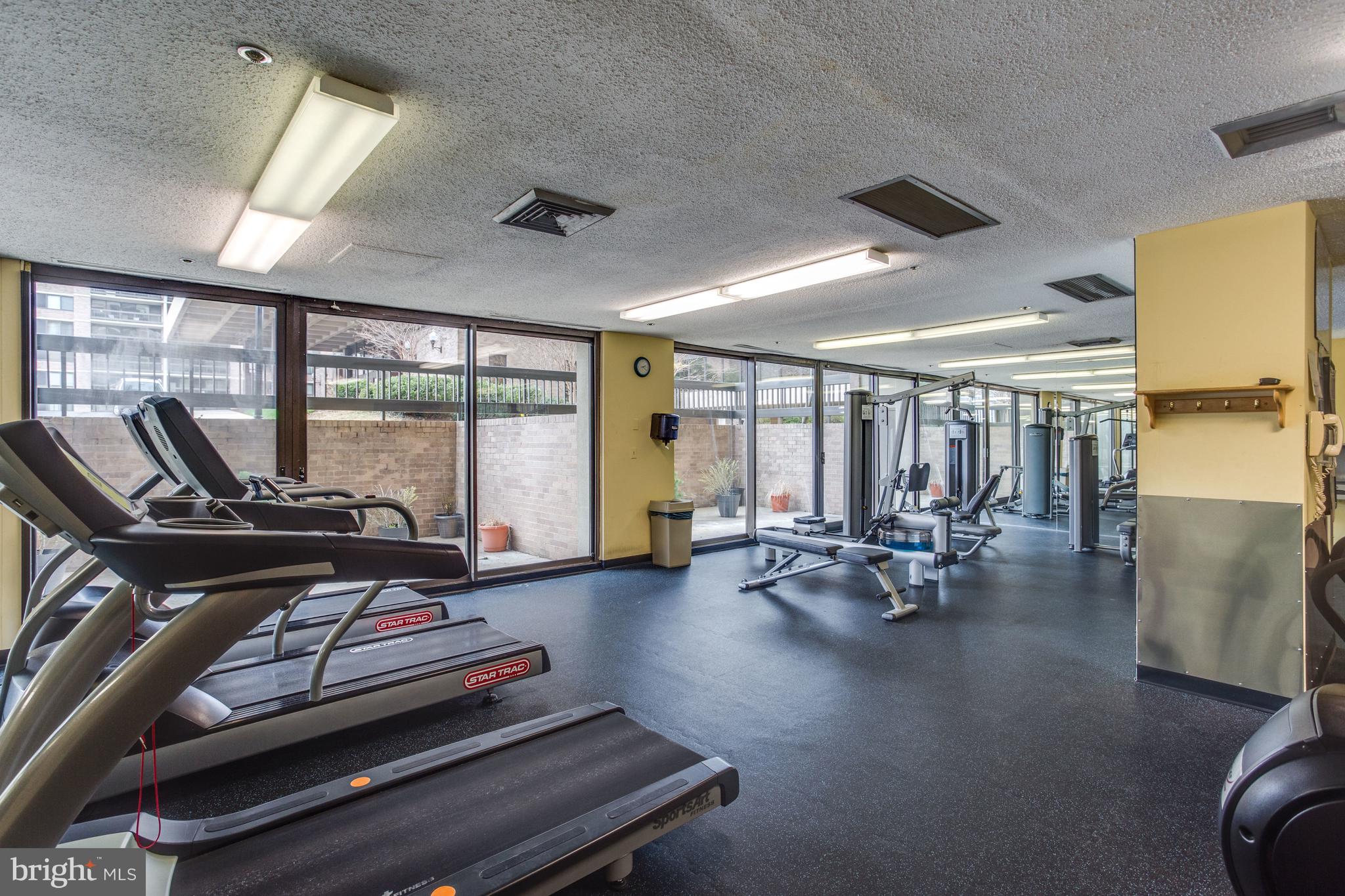 SKYLINE SQUARE CONDO - Residential