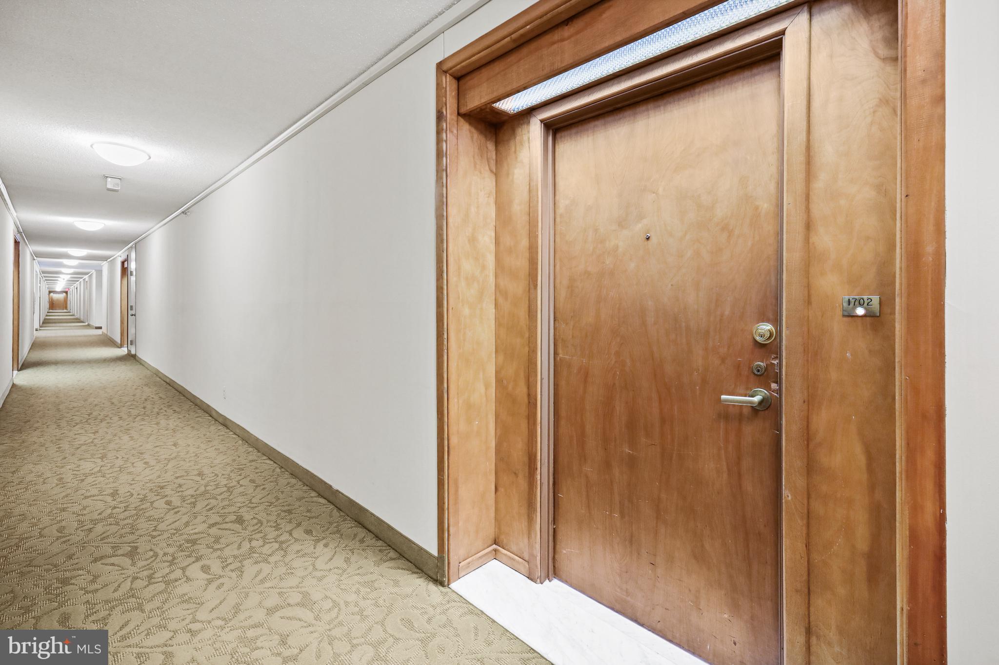 SKYLINE SQUARE CONDO - Residential