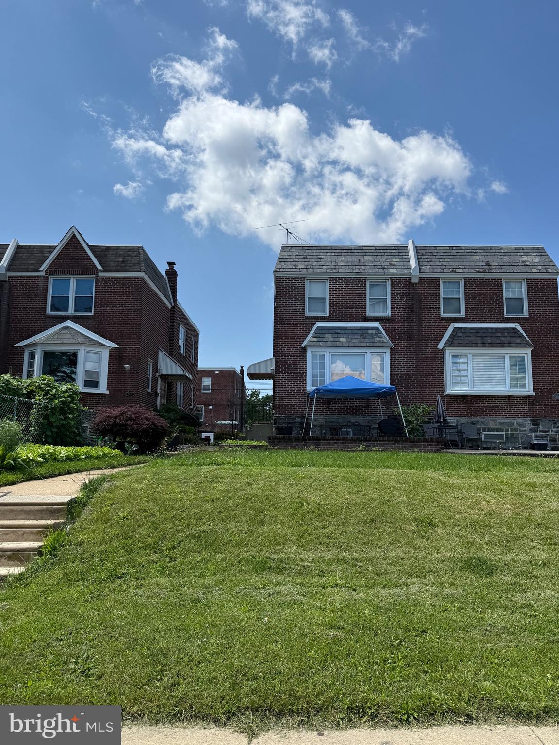 Welcome home to this fully updated and beautifully maintained 3-bedroom, 2-bath brick twin on a quiet street in desirable Sandyford Park. Features include wide plank hardwood floors, recessed lighting, granite countertops, a fully finished basement with tile flooring and full bath, and more. Convenient to shopping, public transit. Schedule your showing now!