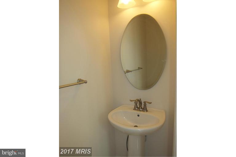 FEATHERSTONE SQUARE - Residential Lease