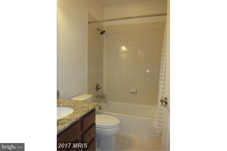 FEATHERSTONE SQUARE - Residential Lease