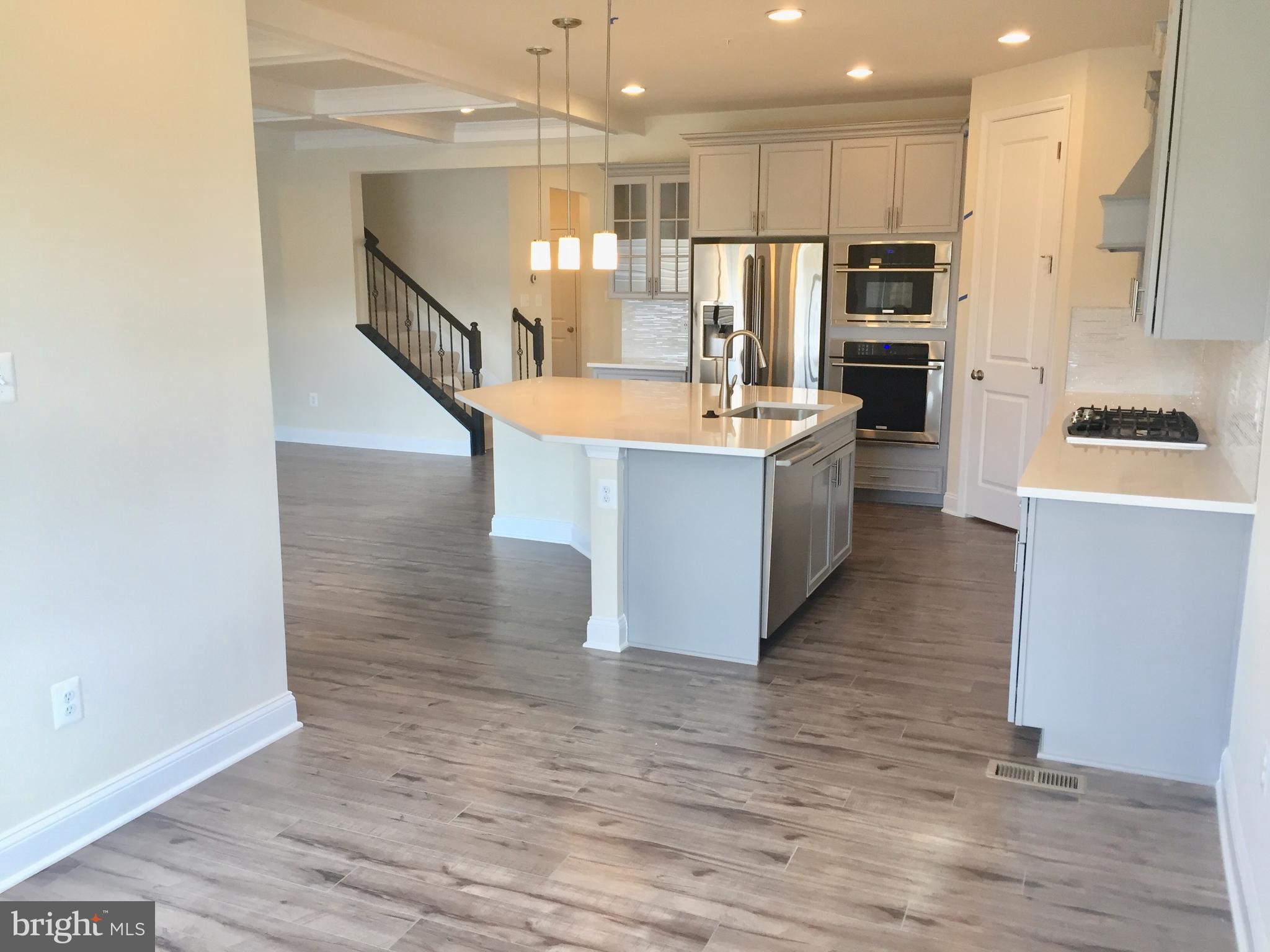 ST CHARLES GLENEAGLES - Residential