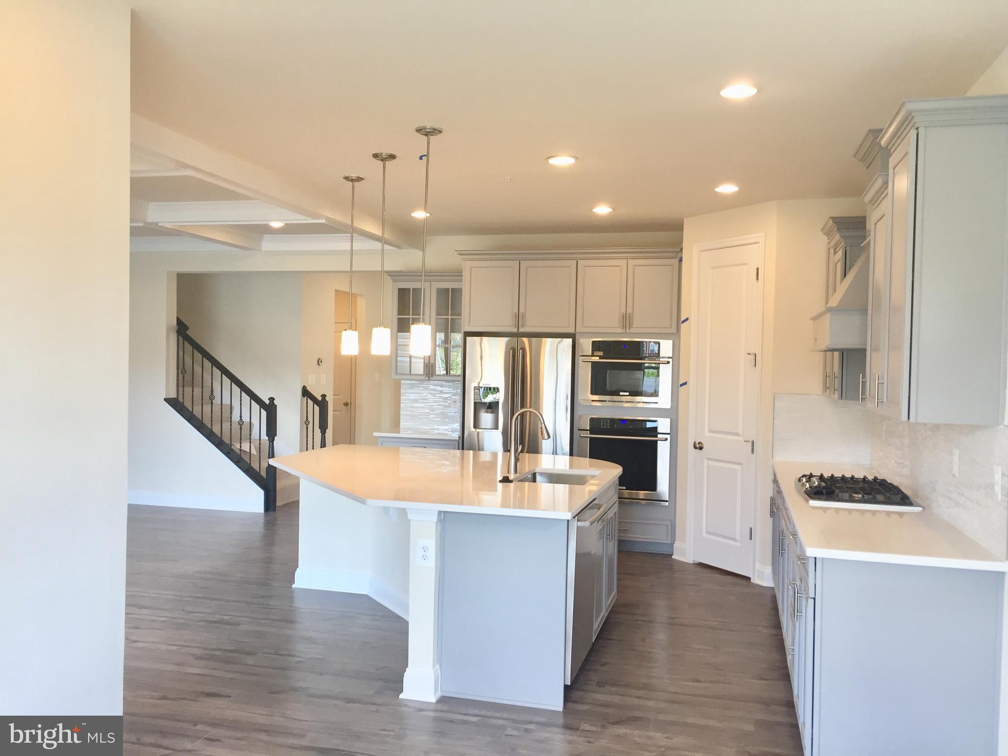 ST CHARLES GLENEAGLES - Residential