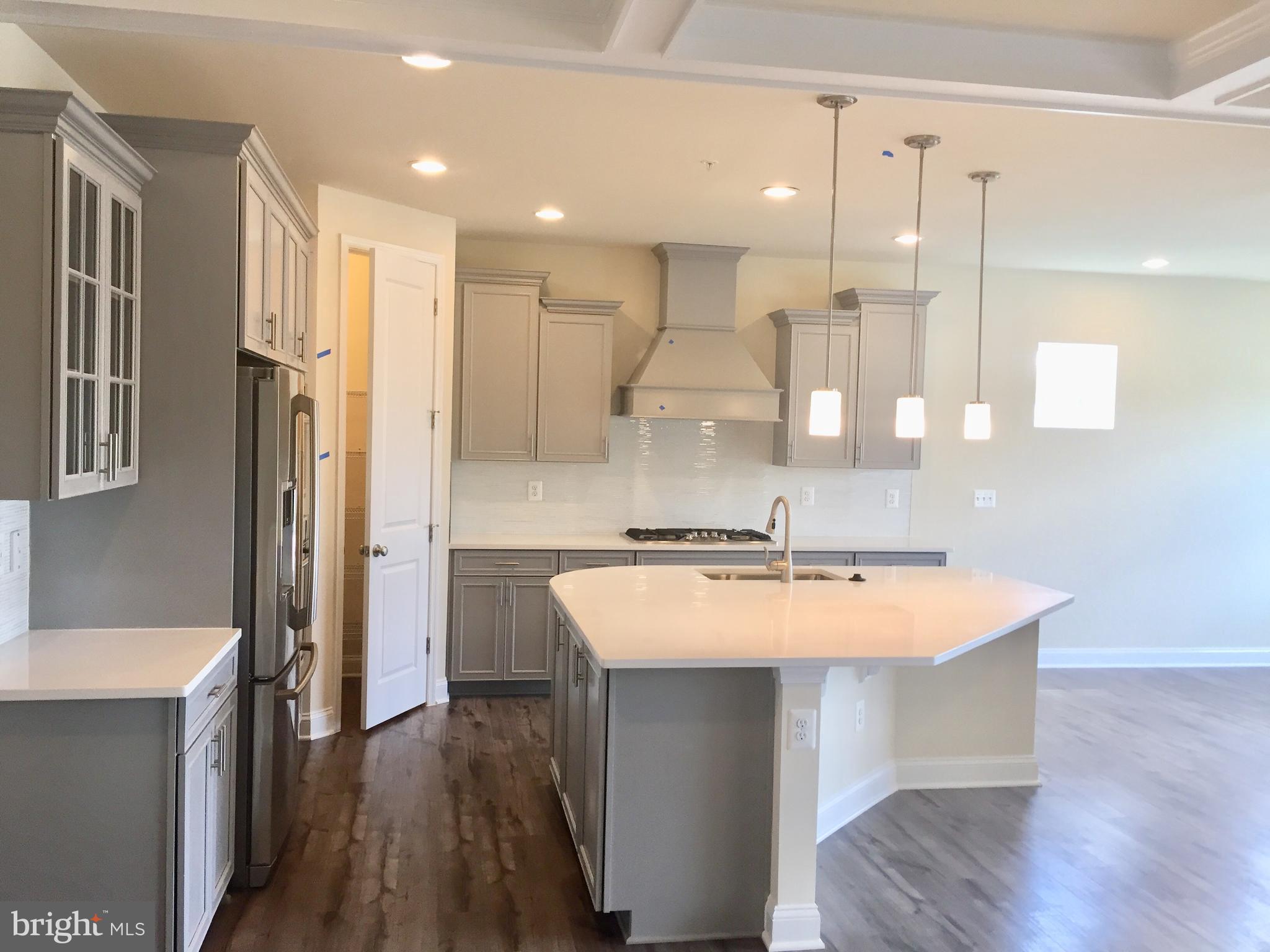 ST CHARLES GLENEAGLES - Residential