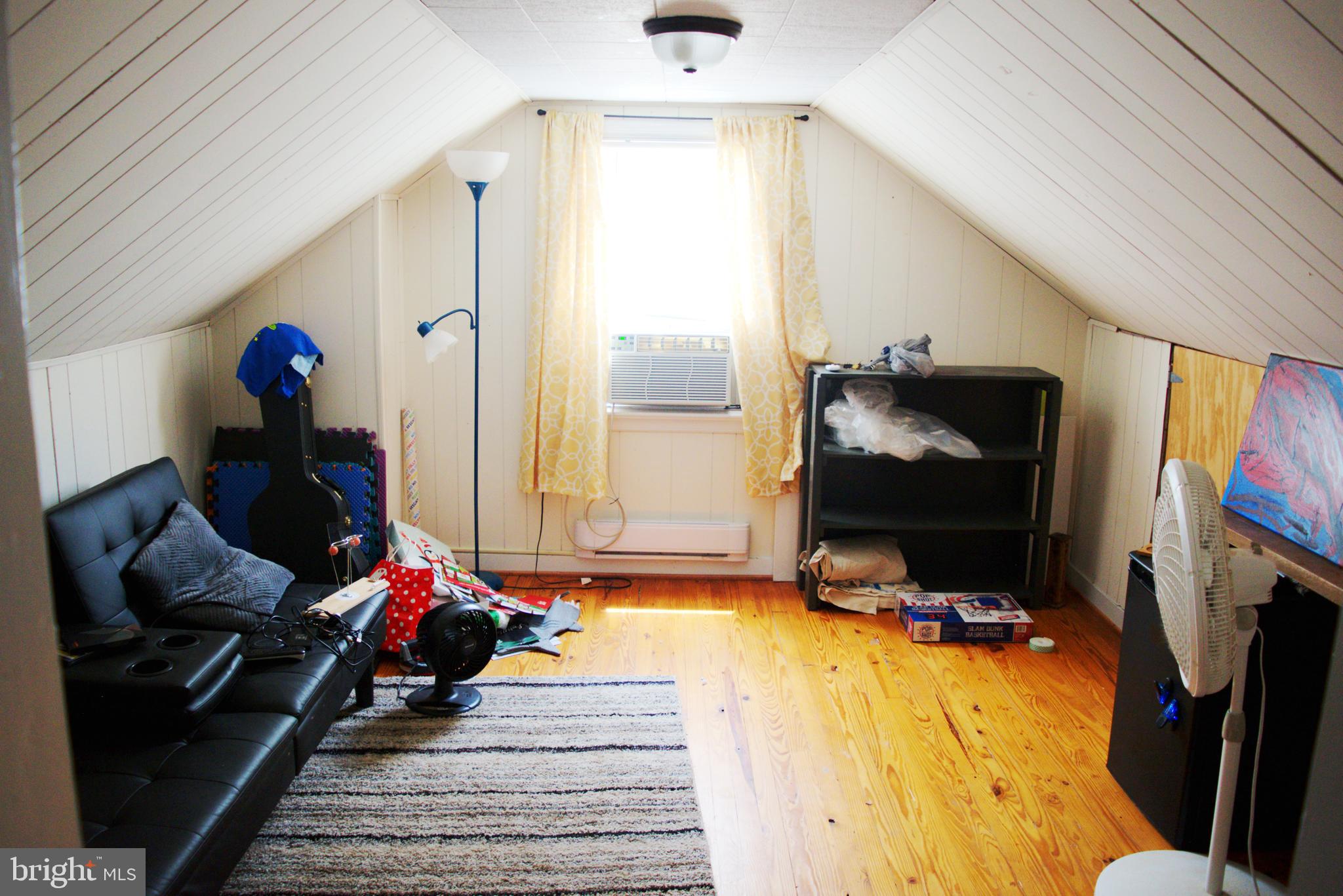 HAGERSTOWN - Residential