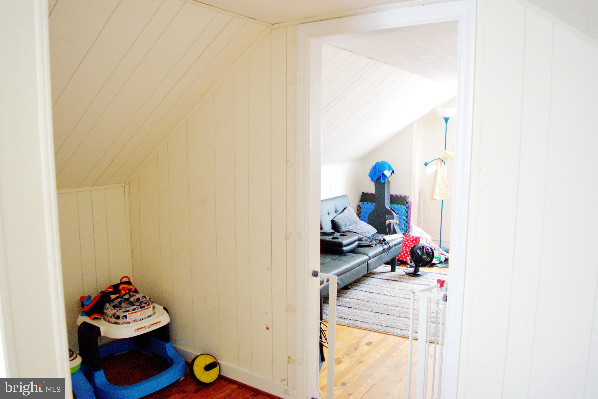 HAGERSTOWN - Residential