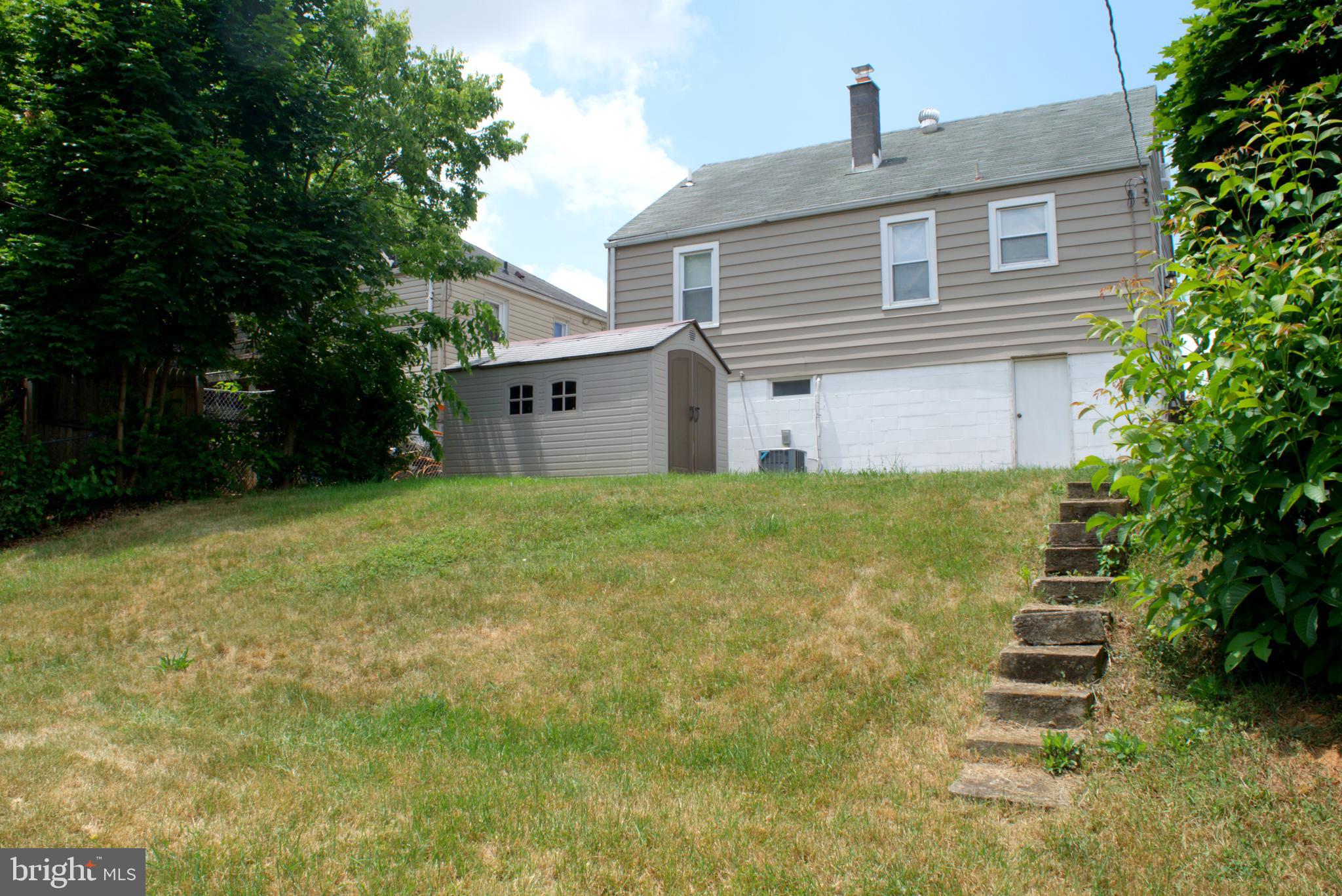 HAGERSTOWN - Residential