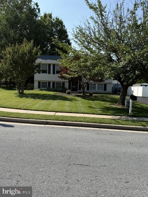 505 SMOKETREE COURT
