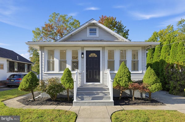 678 JOHNSON AVE, HADDON TOWNSHIP, NJ 08107 - Image 89d33c2df6d0166f203aa75e99bb449d/2351470422