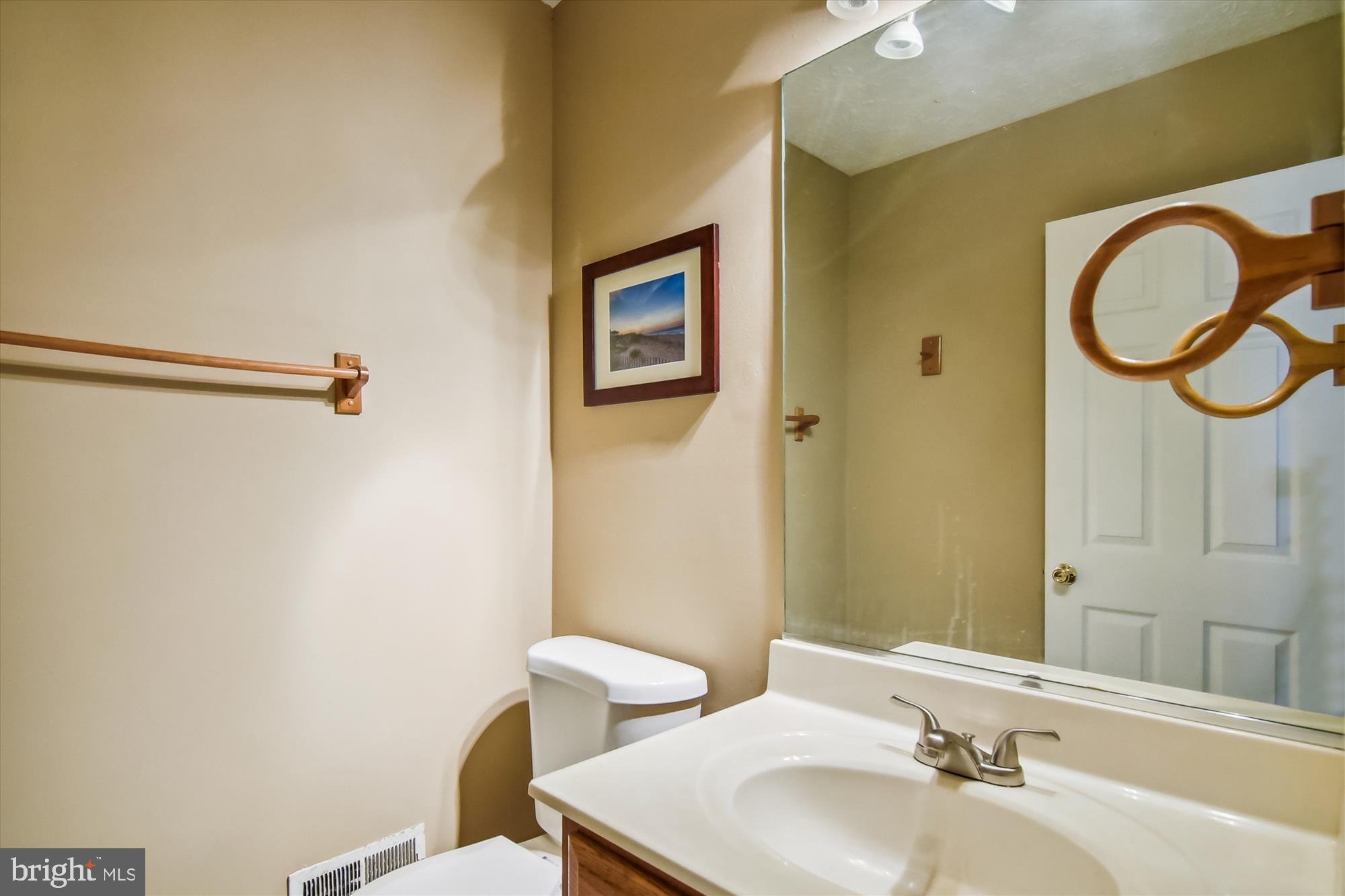 HASTINGS HUNT - Residential