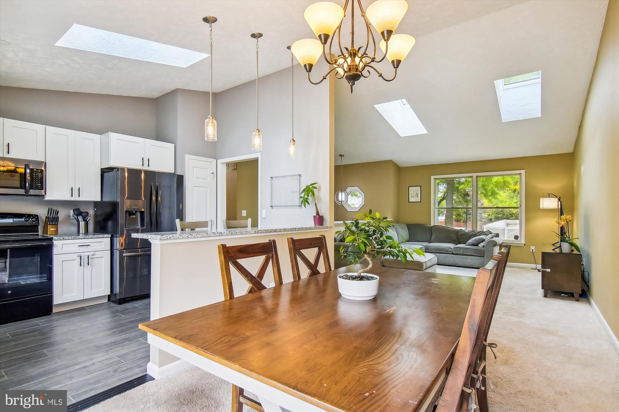 HASTINGS HUNT - Residential