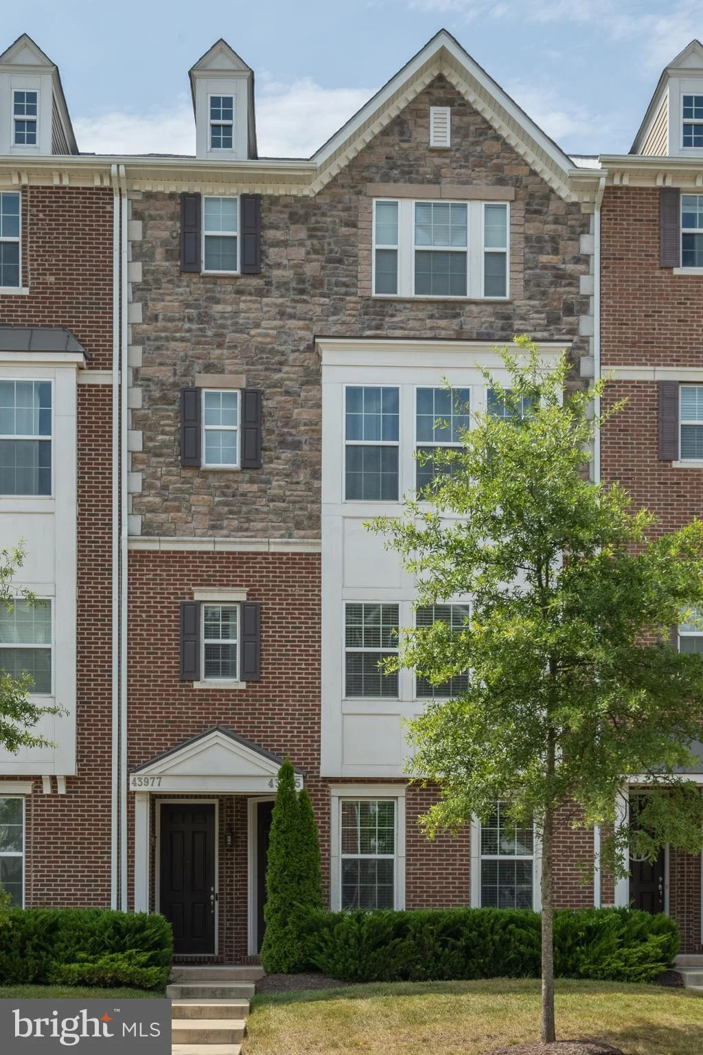 43975 Vaira Terrace, Chantilly, VA 20152