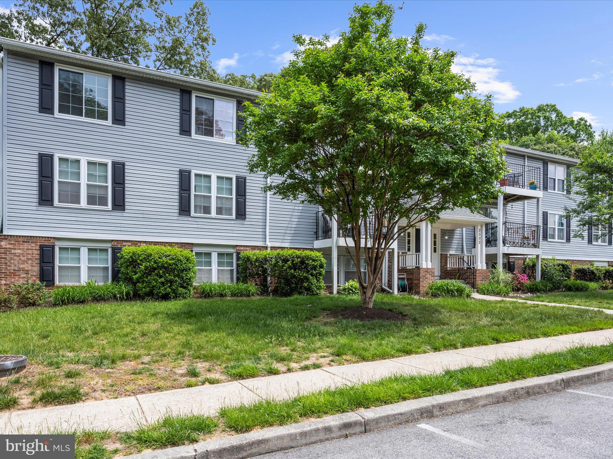 CHESTERFIELD GARDEN CONDOMINIUM - Residential