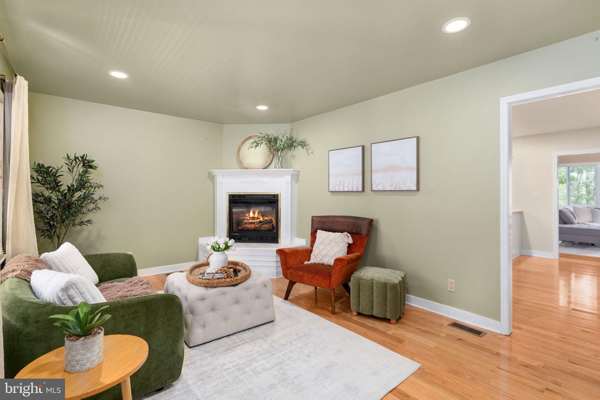 122 YORKTOWN BOULEVARD