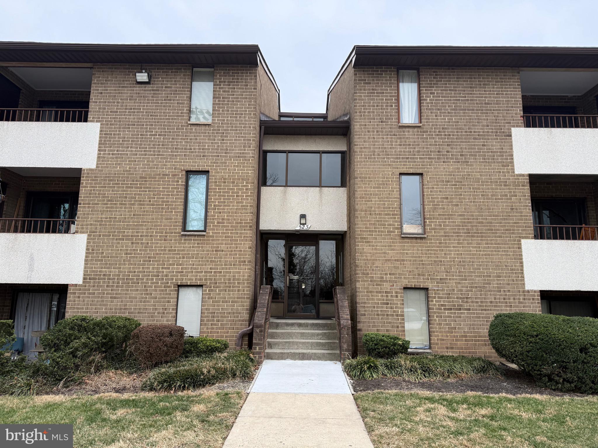 JEFFERSON MEWS - Residential