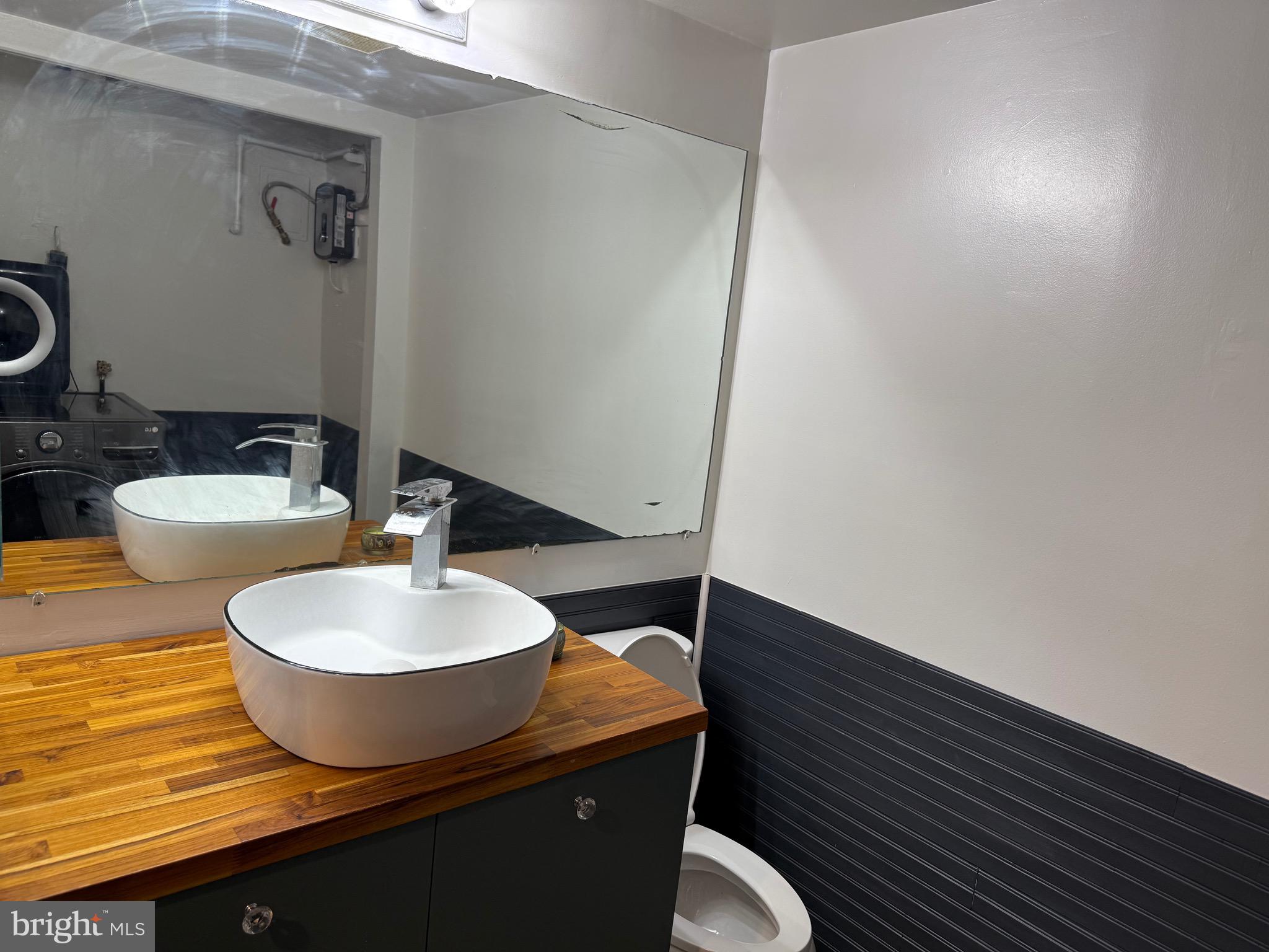 JEFFERSON MEWS - Residential