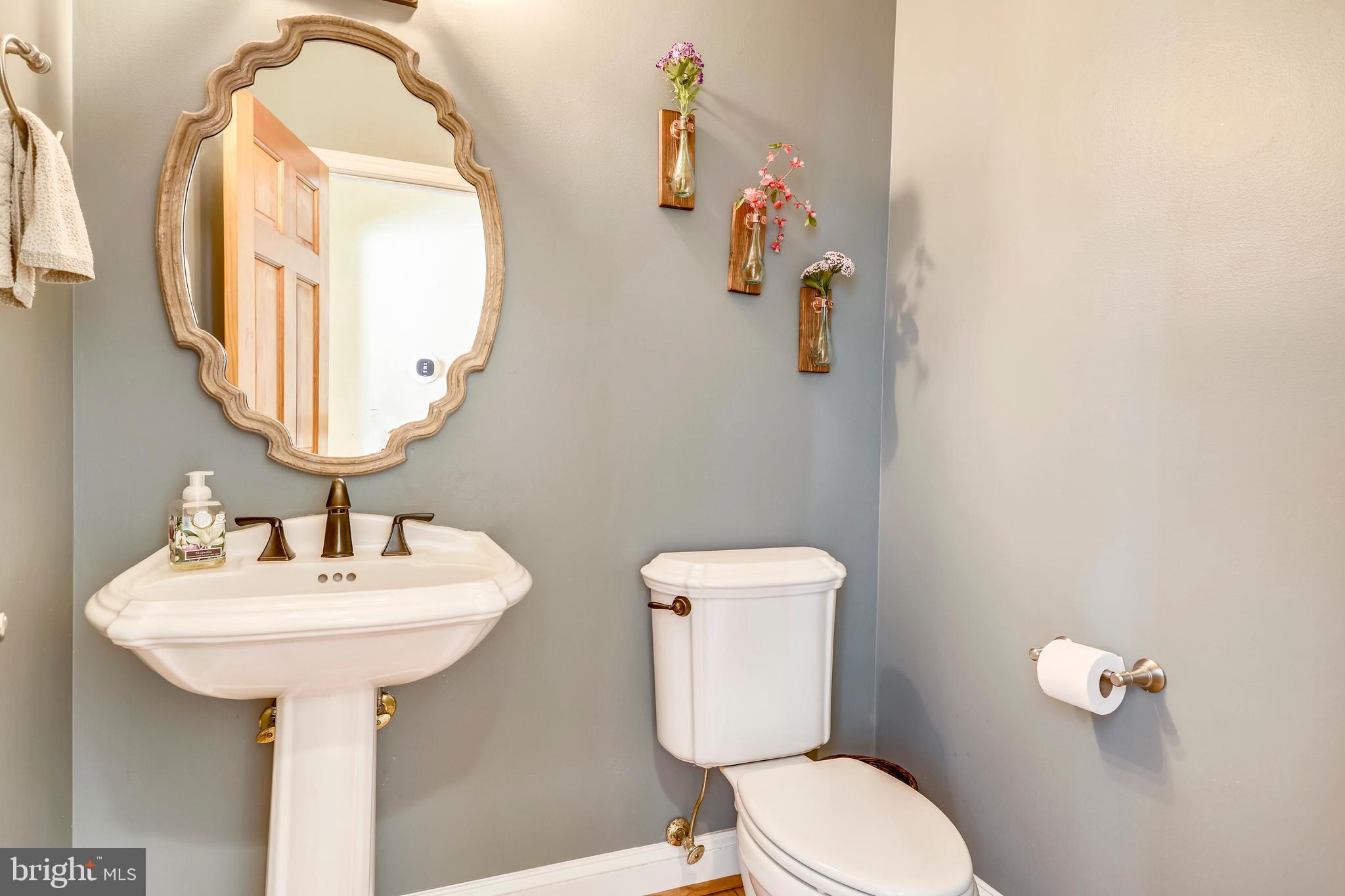 OLD SOUTH COUNTRY CLUB - Residential