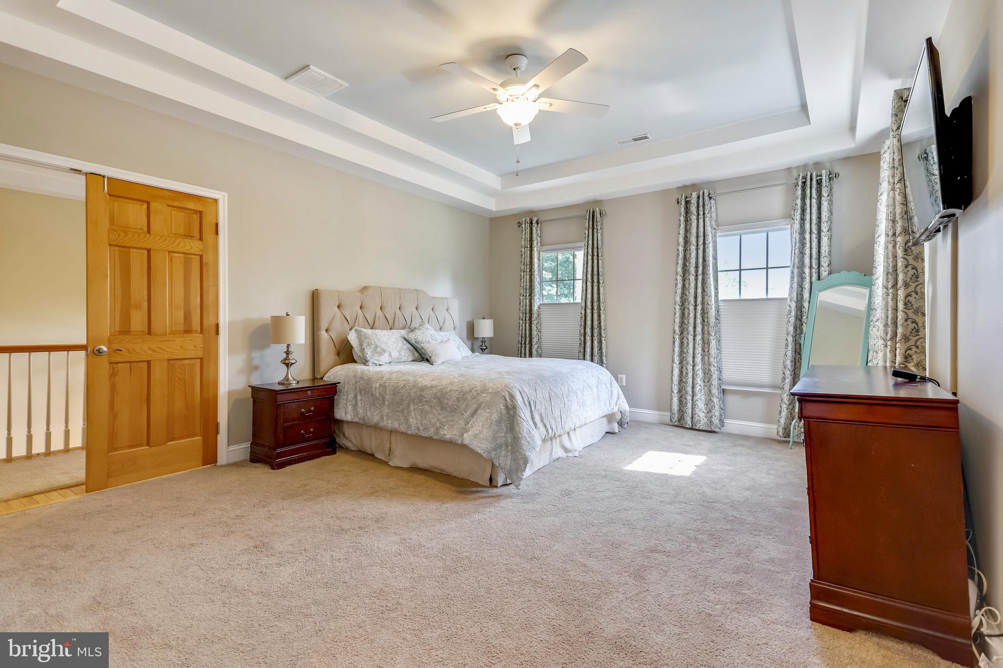 OLD SOUTH COUNTRY CLUB - Residential