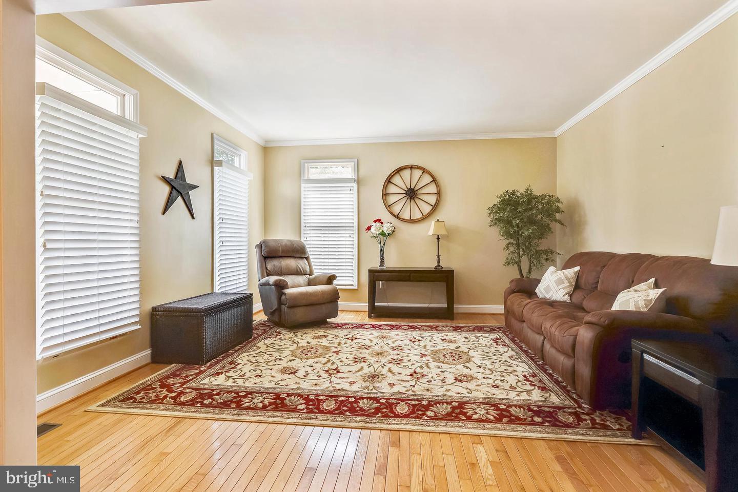 OLD SOUTH COUNTRY CLUB - Residential