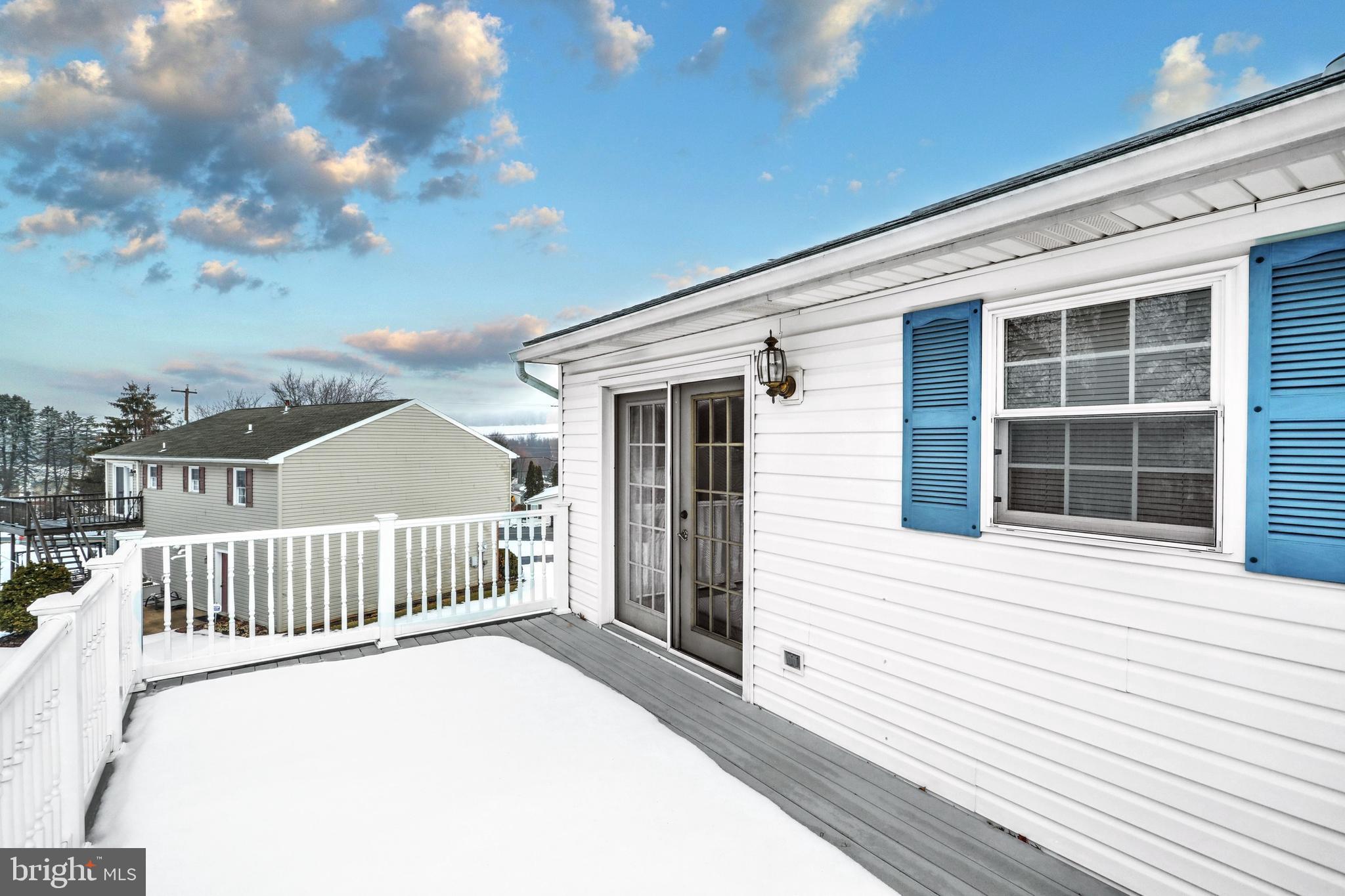 KENDALE HEIGHTS - Residential