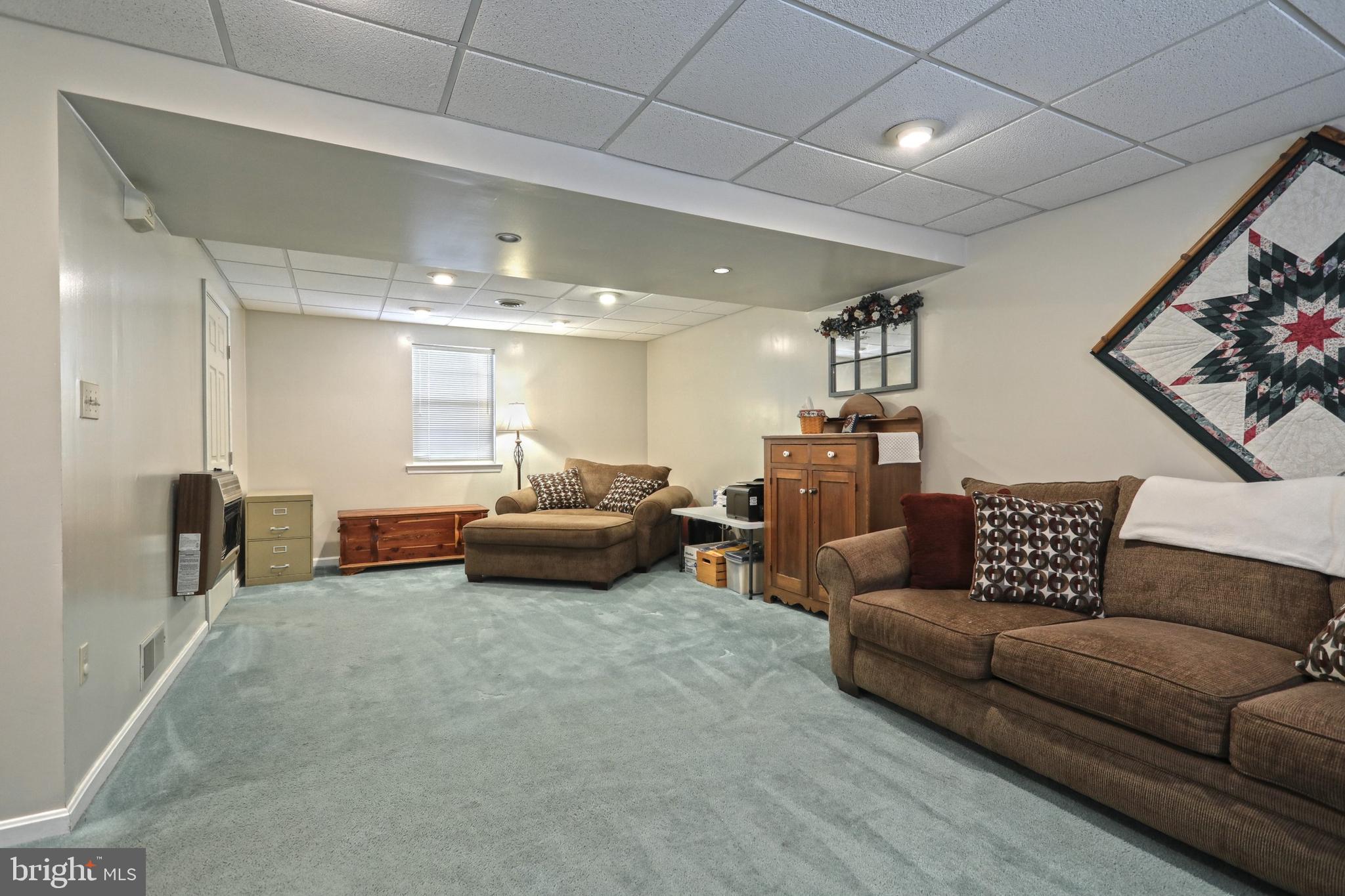 KENDALE HEIGHTS - Residential