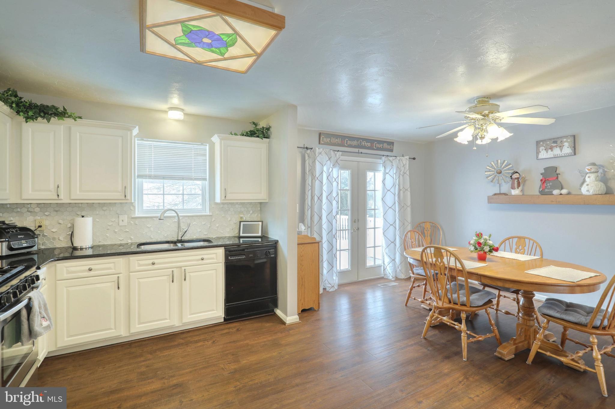 KENDALE HEIGHTS - Residential