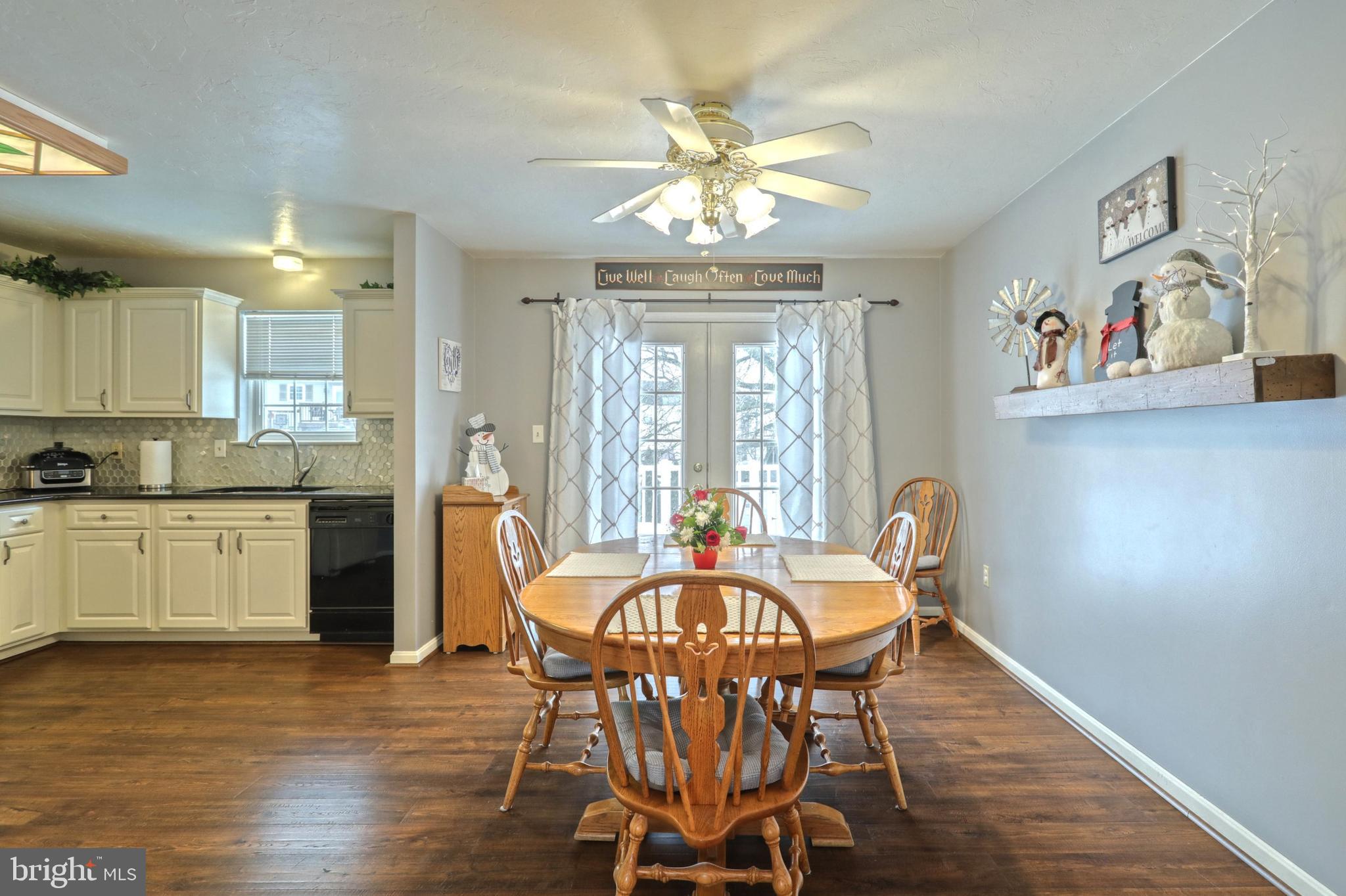 KENDALE HEIGHTS - Residential