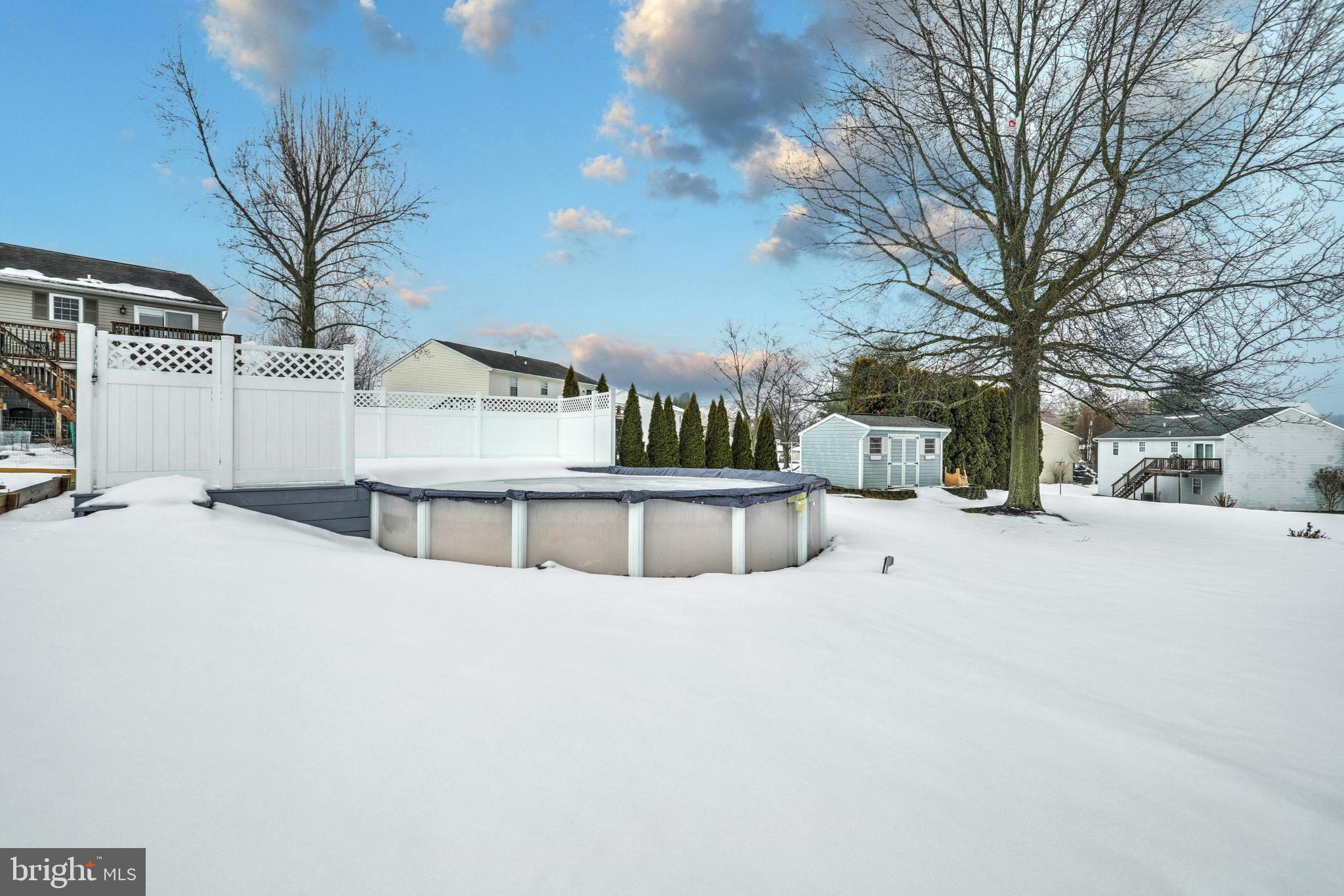 KENDALE HEIGHTS - Residential