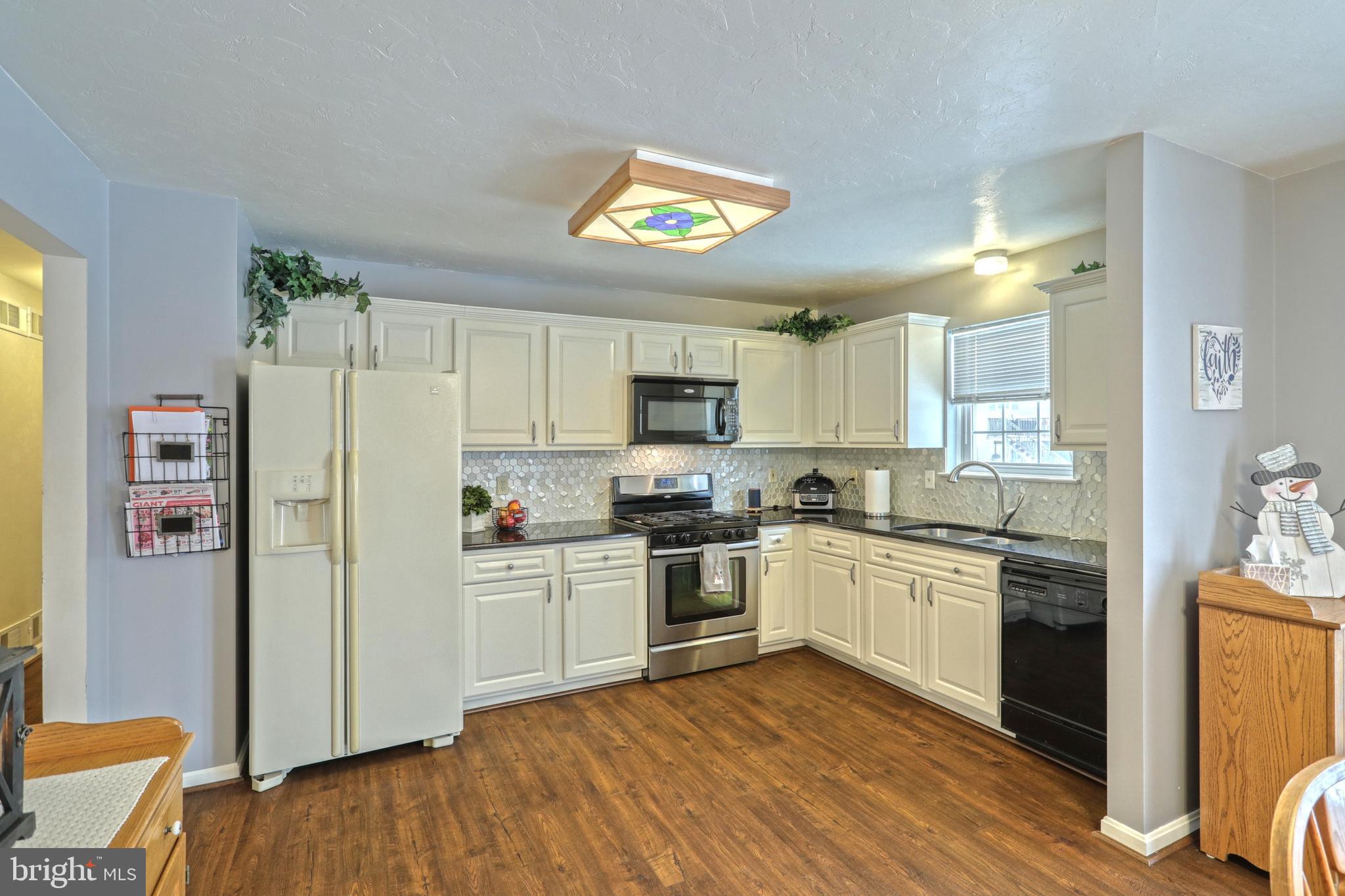 KENDALE HEIGHTS - Residential